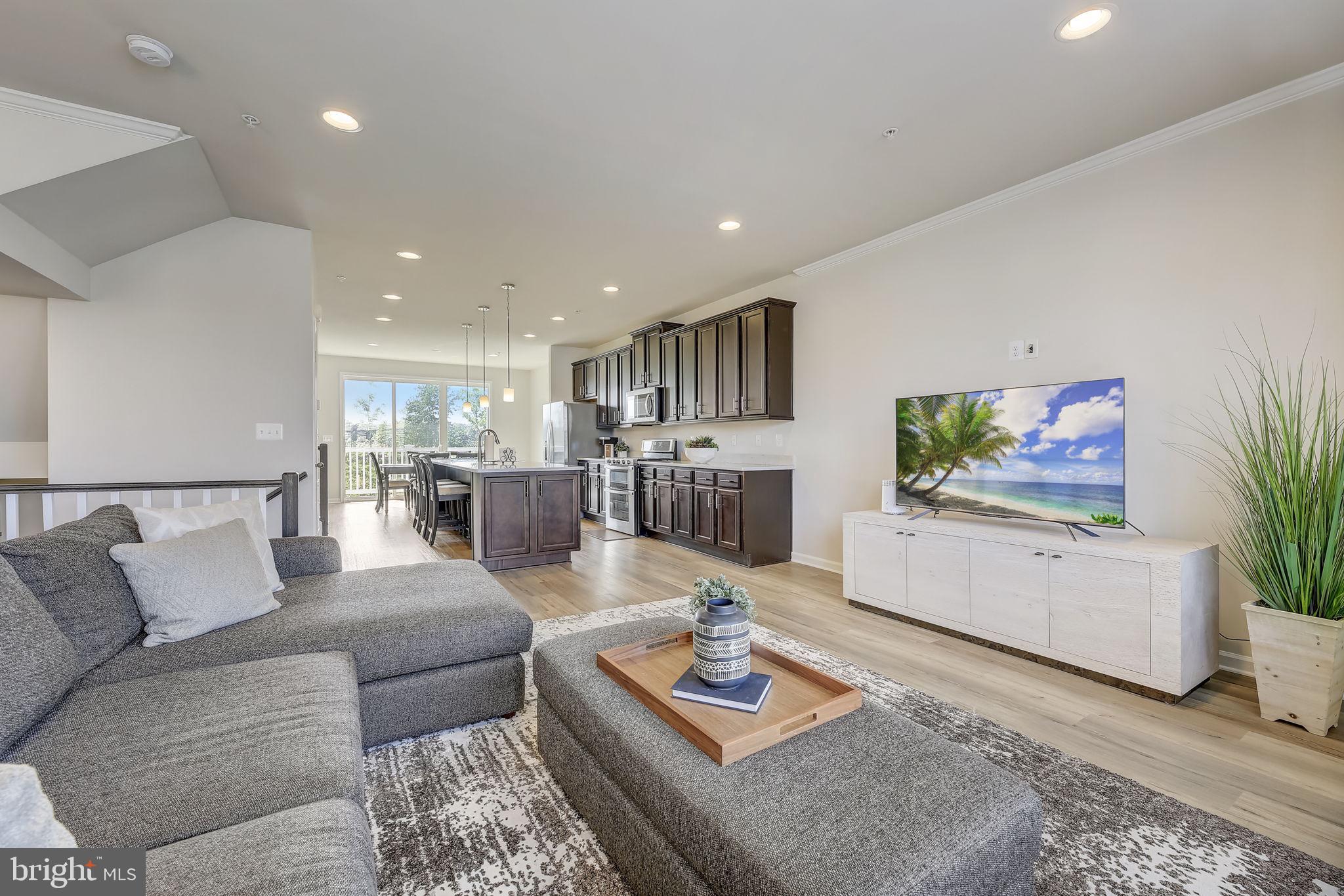 Real estate listing preview #5