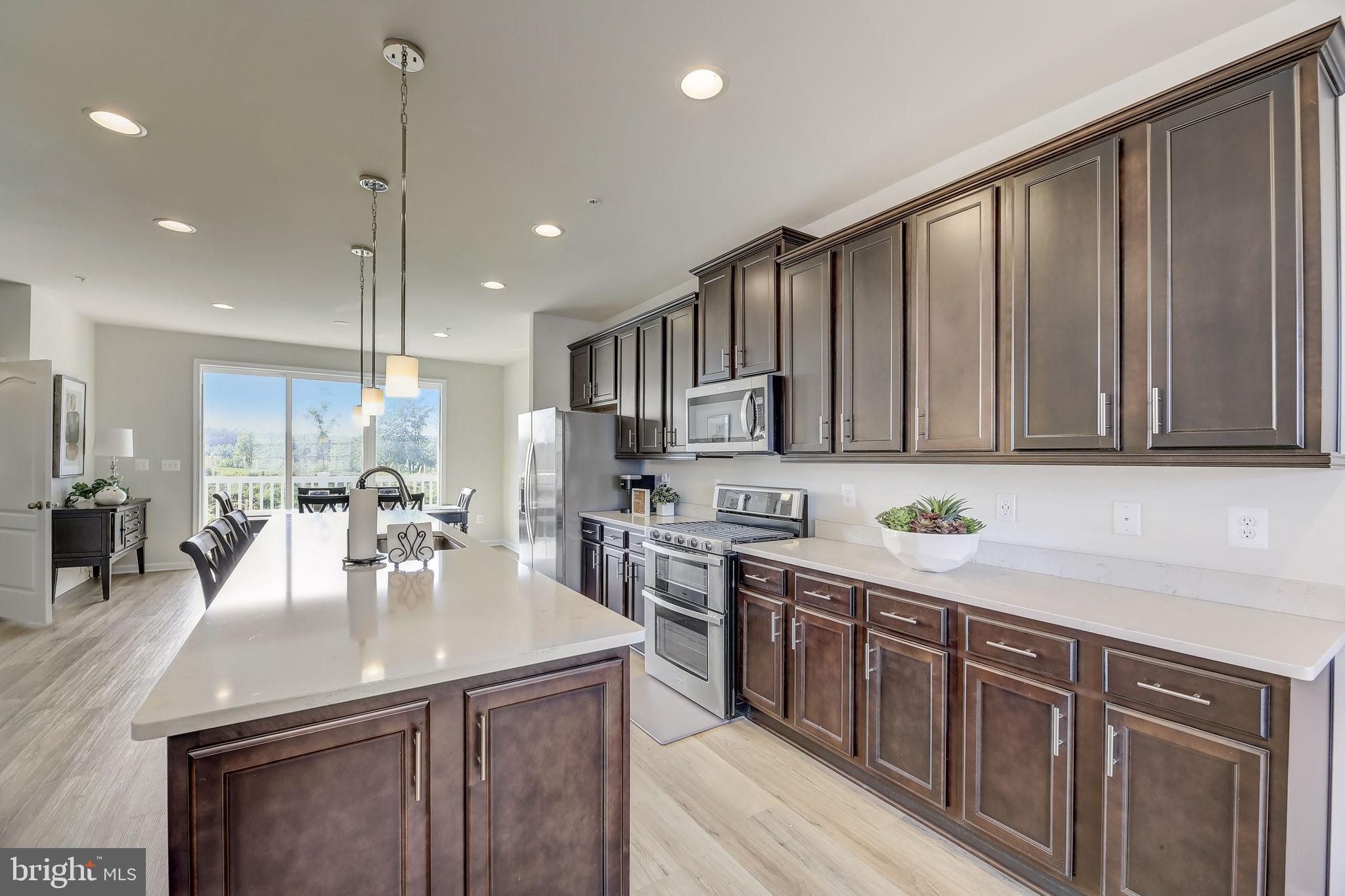 Real estate listing preview #6