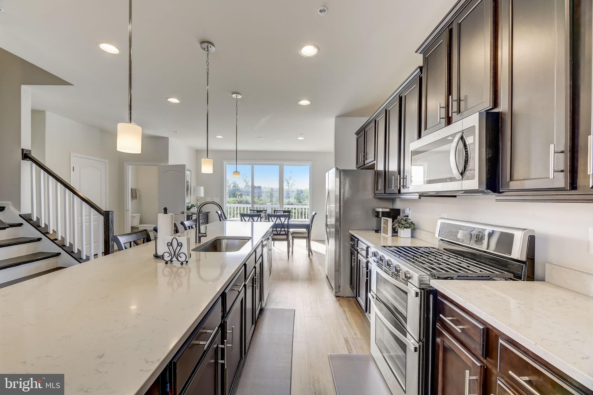 Real estate listing preview #10