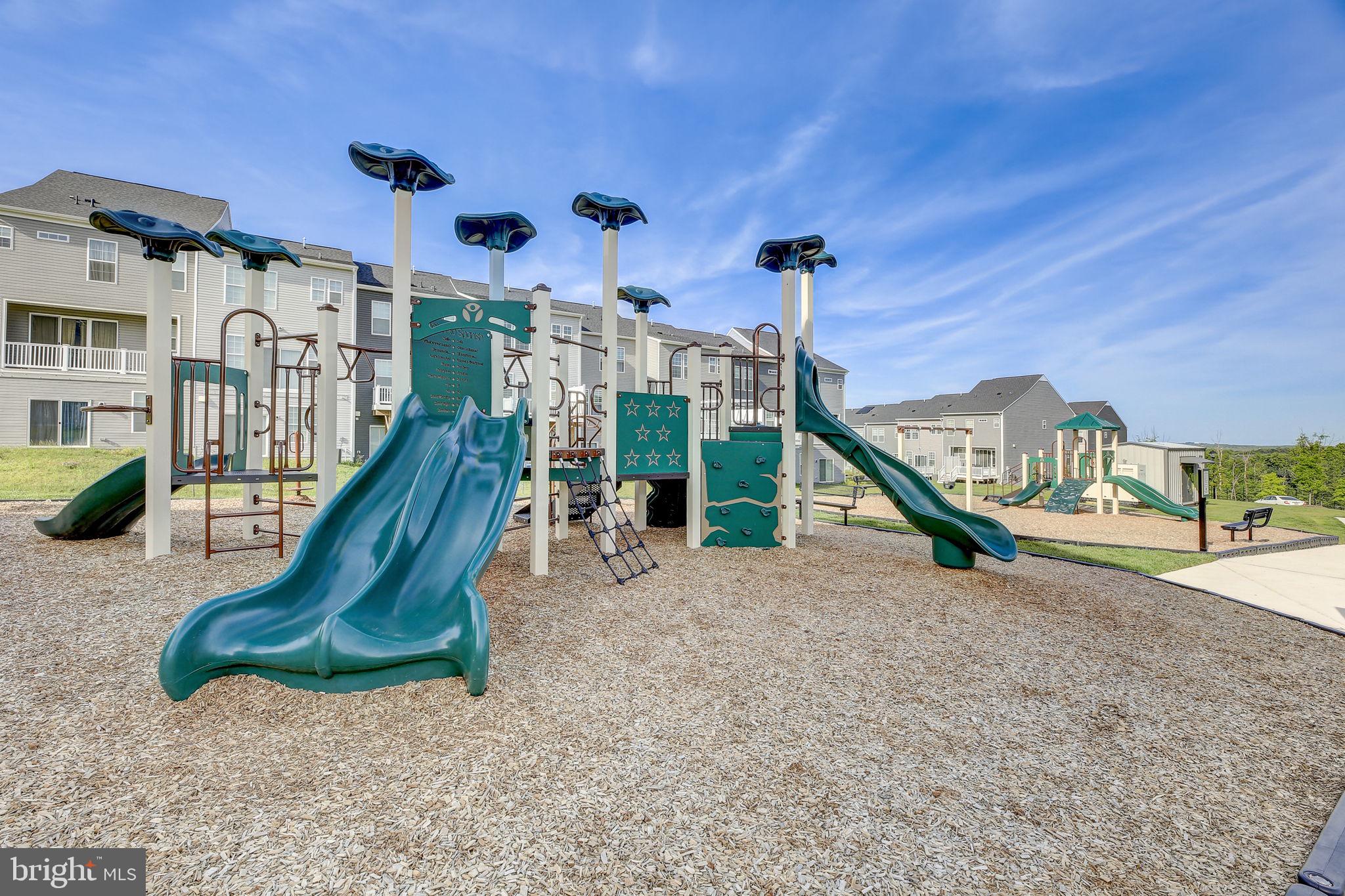 Real estate listing preview #32