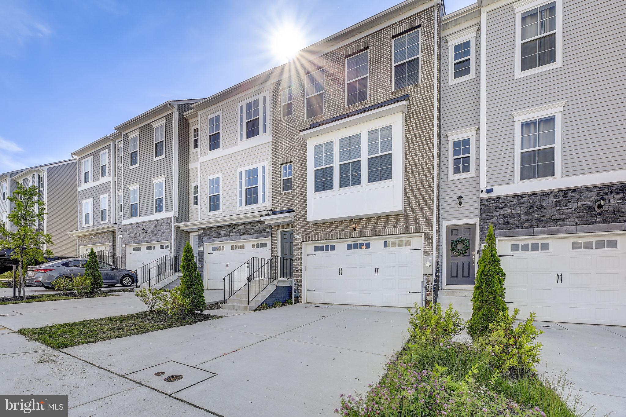 Real estate listing preview #2