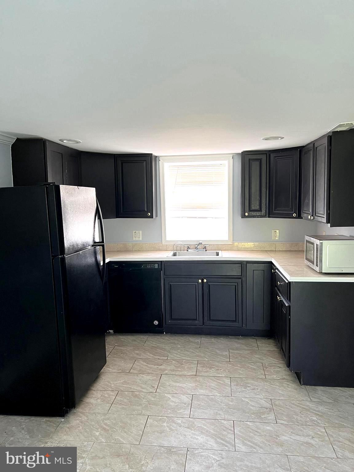 Real estate listing preview #18