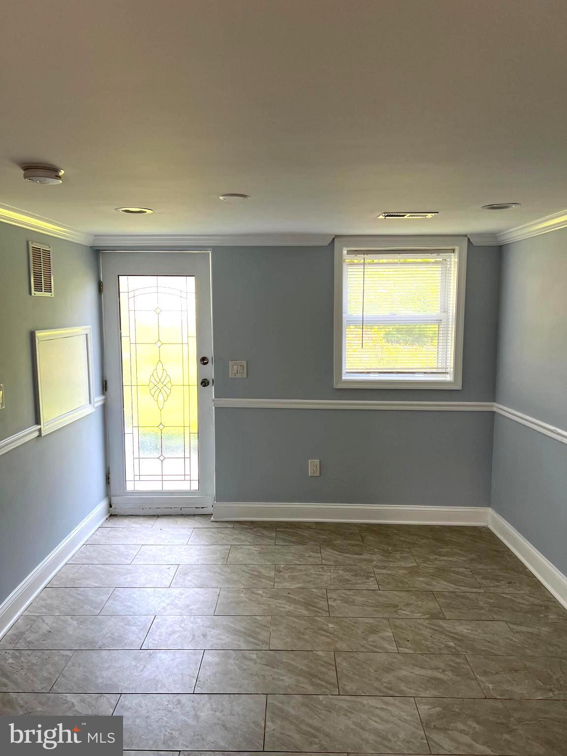 Real estate listing preview #16