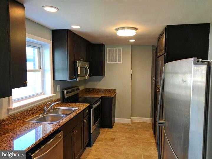 Real estate listing preview #11