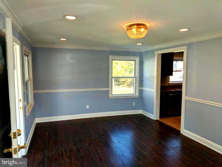 Real estate listing preview #12