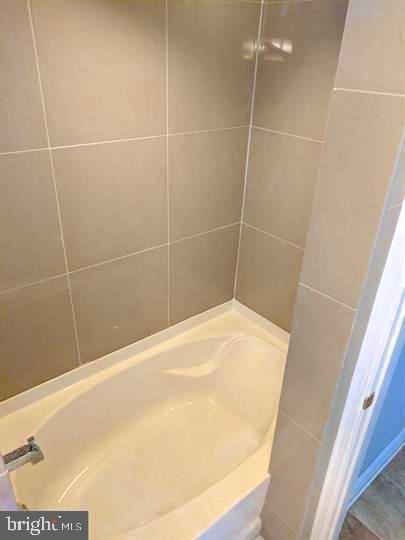 Real estate listing preview #15