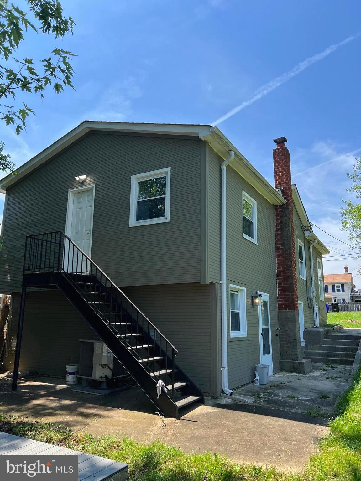 Real estate listing preview #7