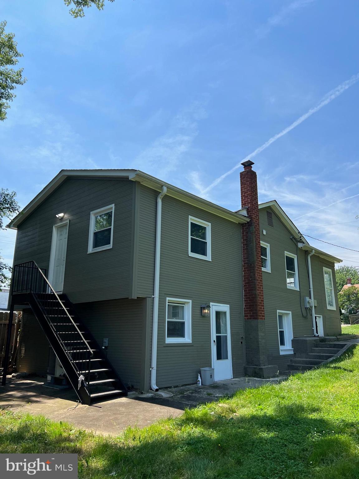 Real estate listing preview #25