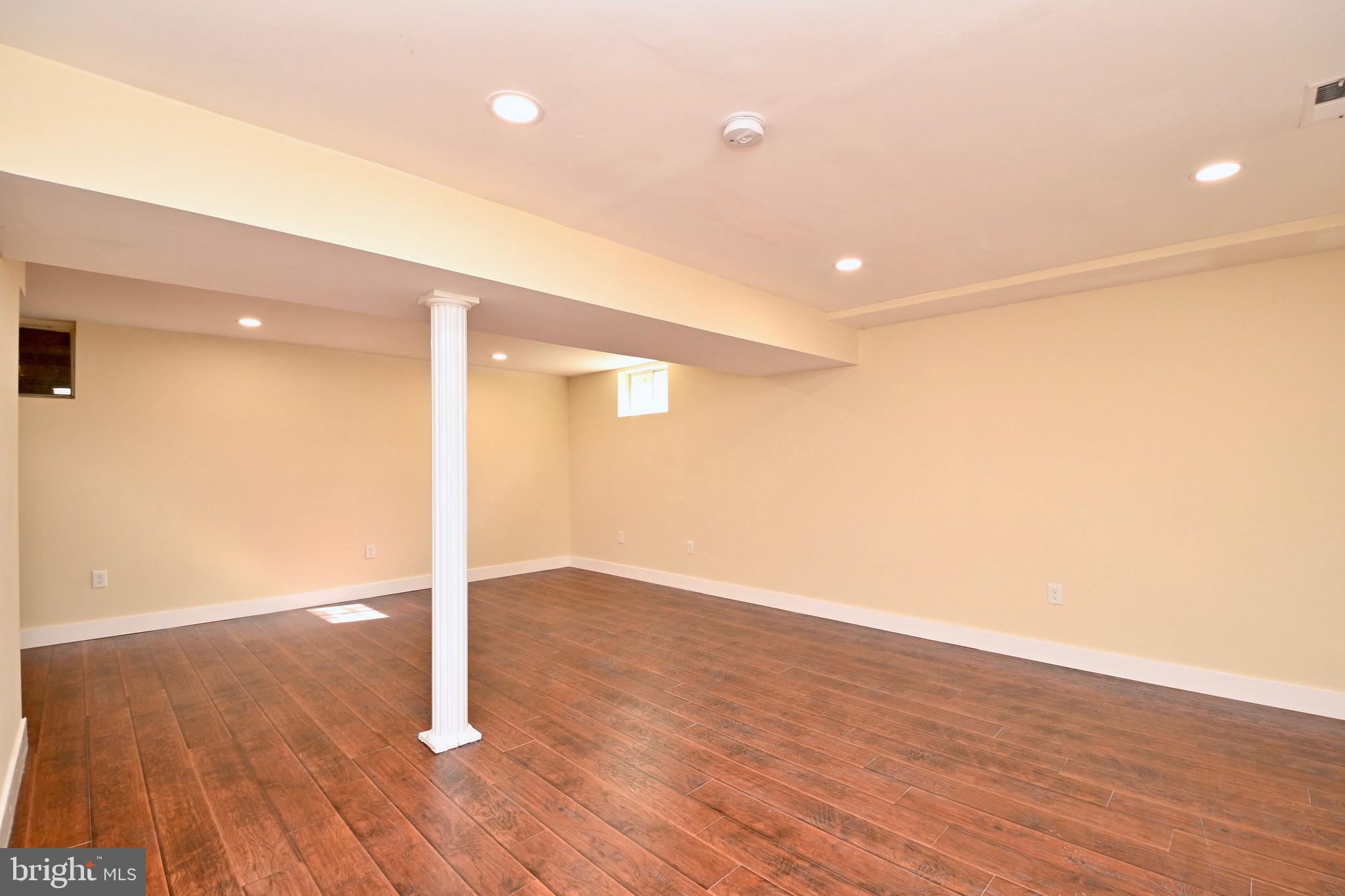 Real estate listing preview #34