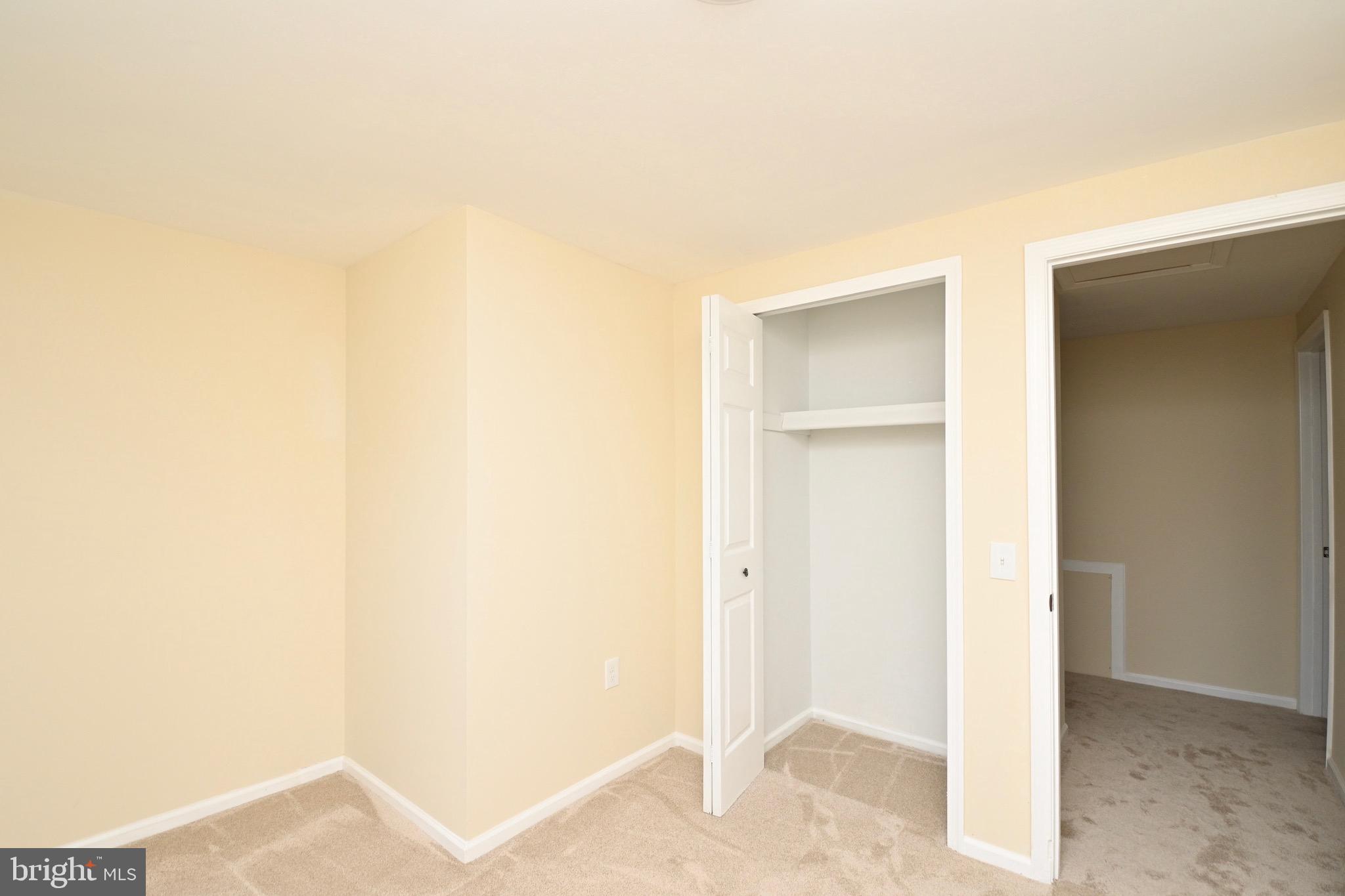 Real estate listing preview #24