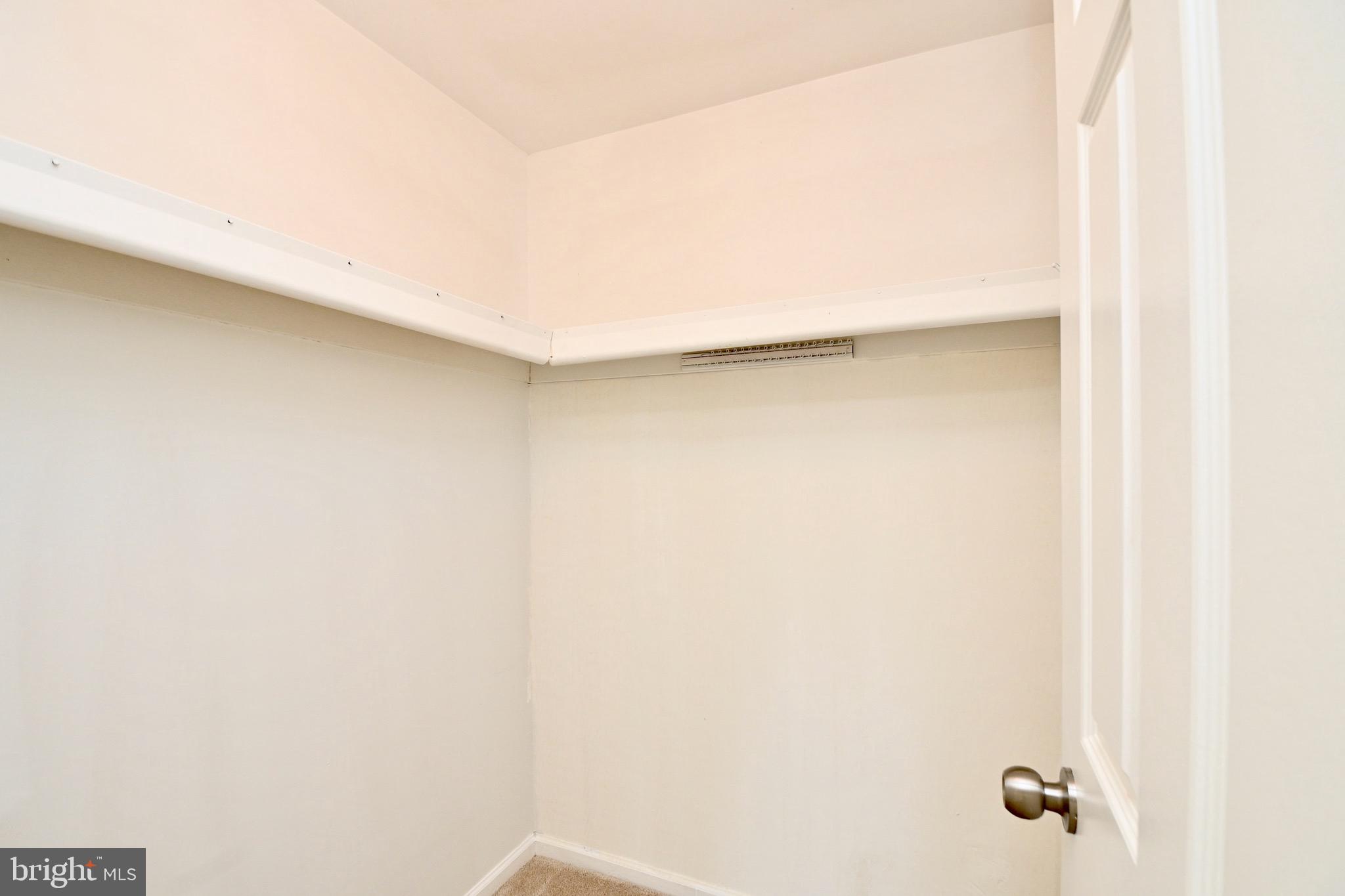 Real estate listing preview #30