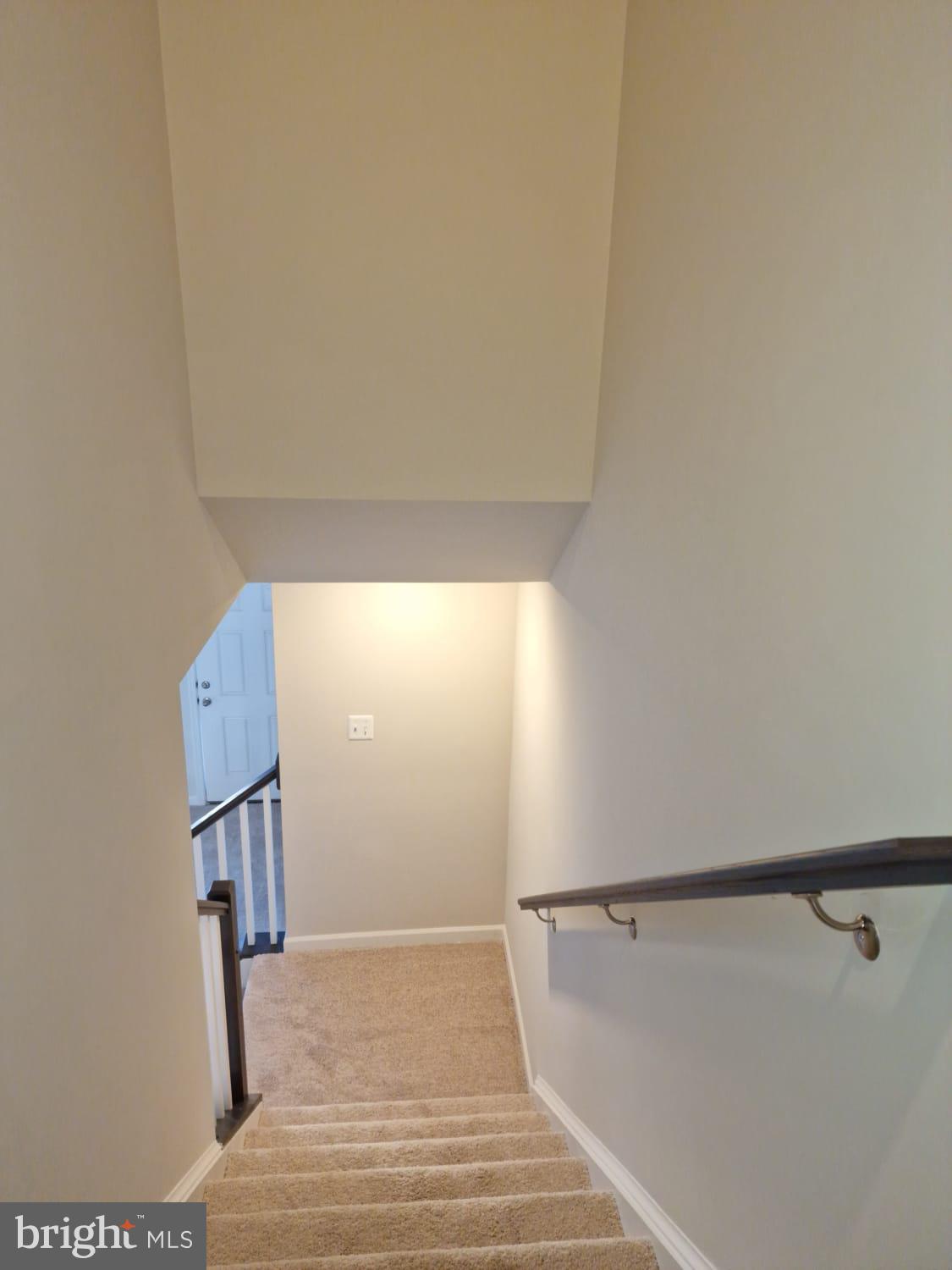 Real estate listing preview #16