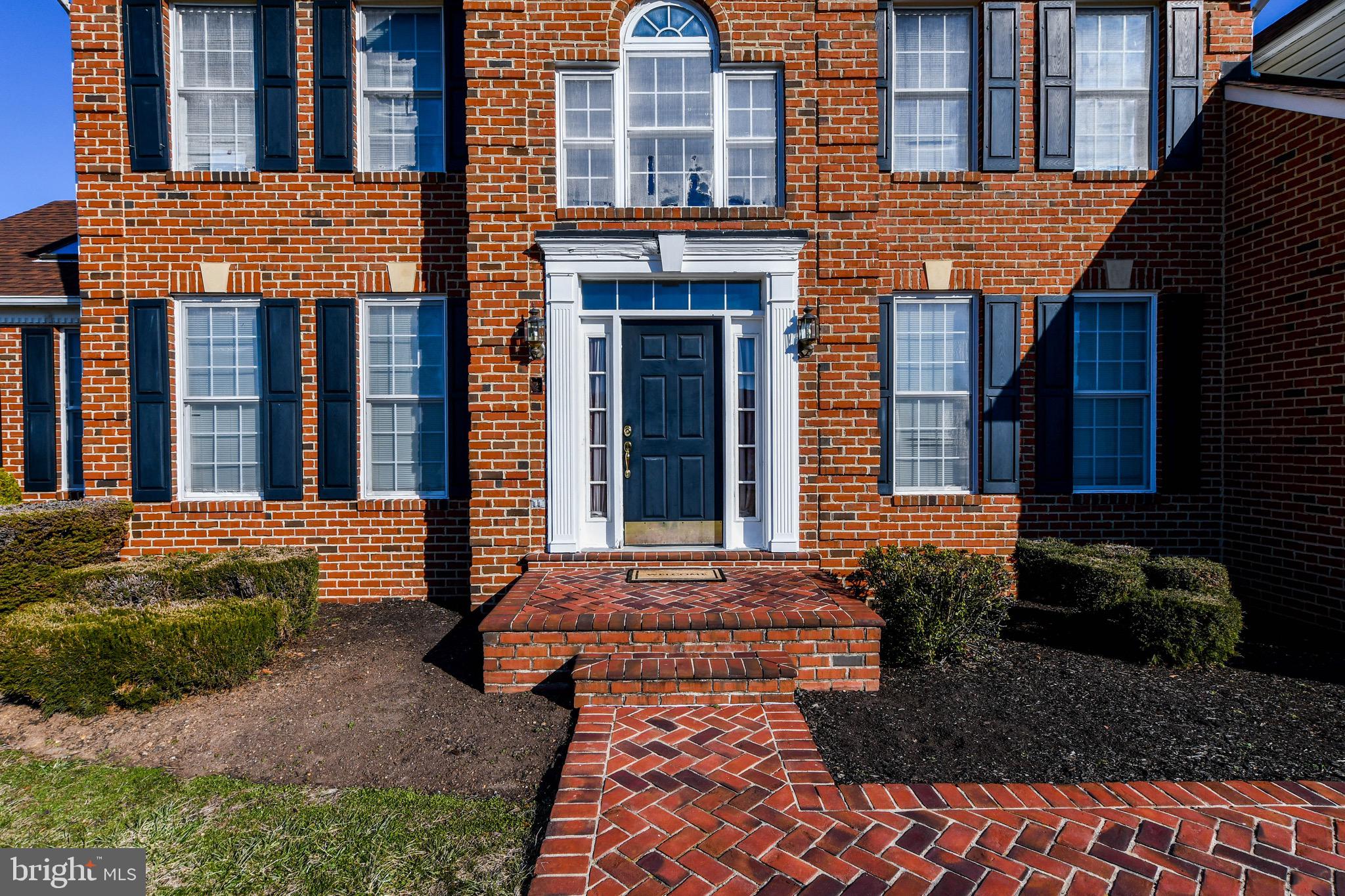 Real estate listing preview #6