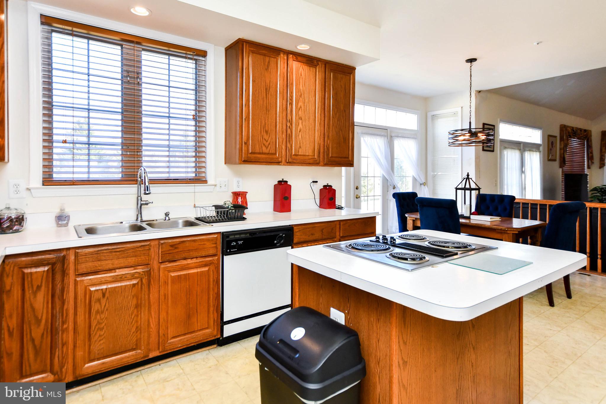 Real estate listing preview #19