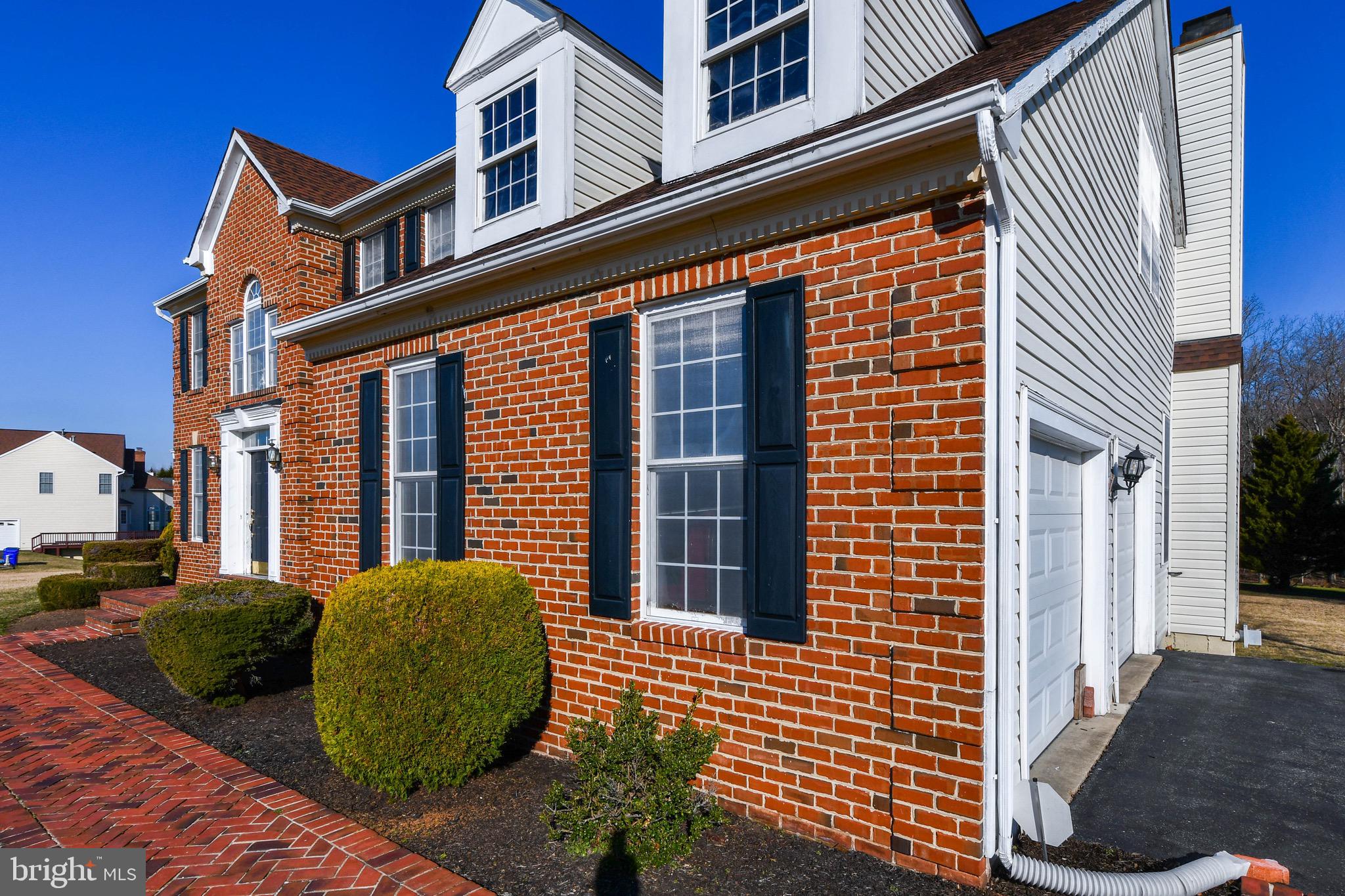 Real estate listing preview #8