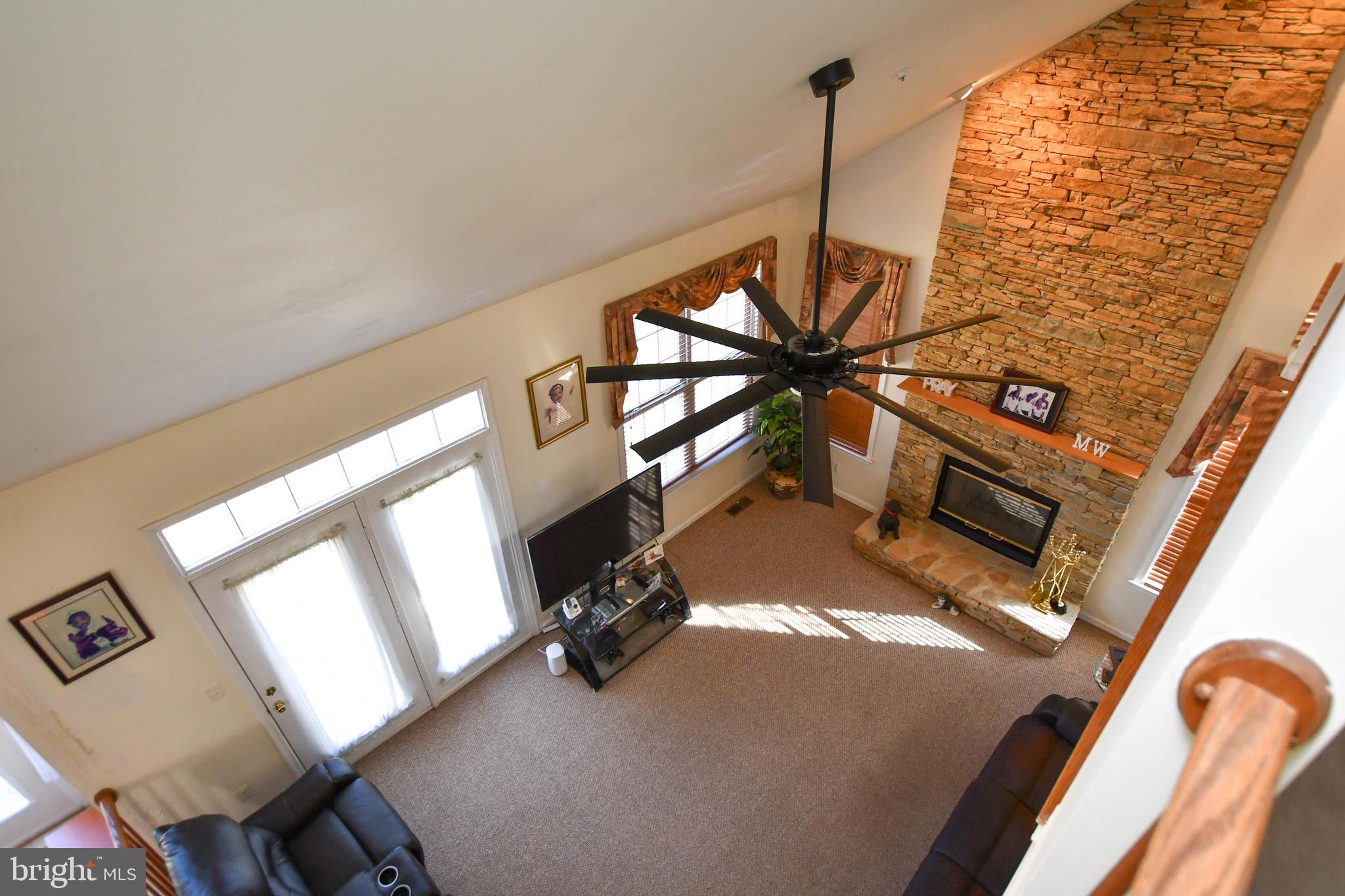 Real estate listing preview #11