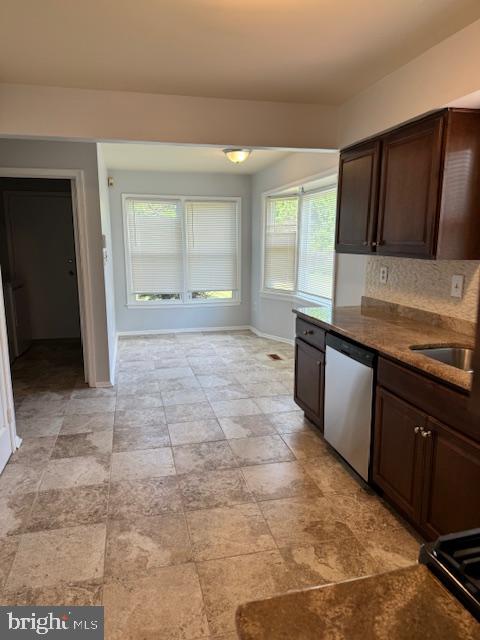 Real estate listing preview #3