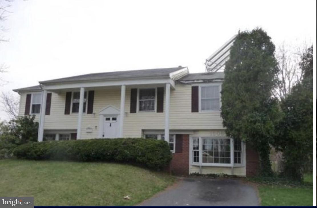 Real estate listing preview #1