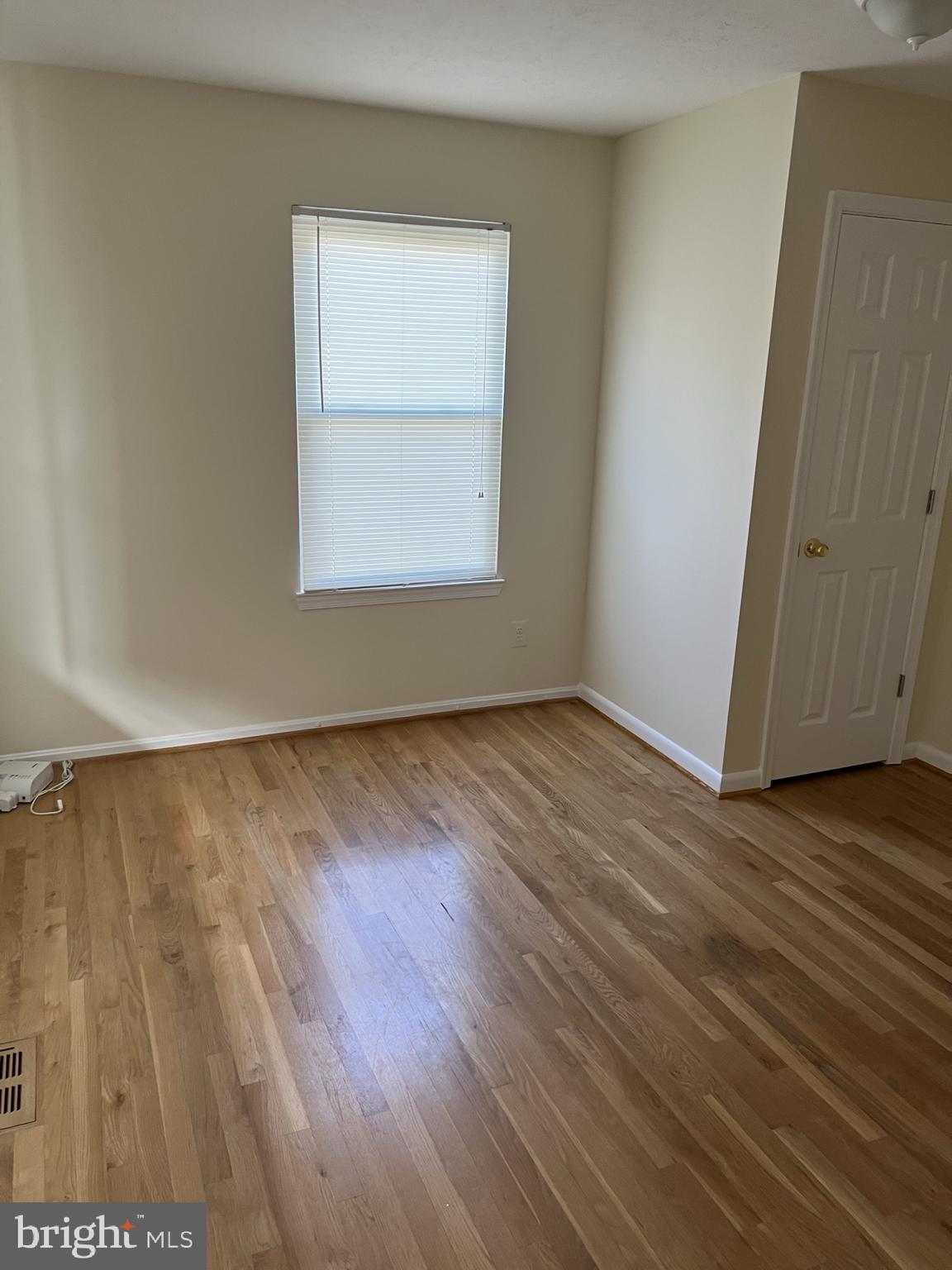 Real estate listing preview #26