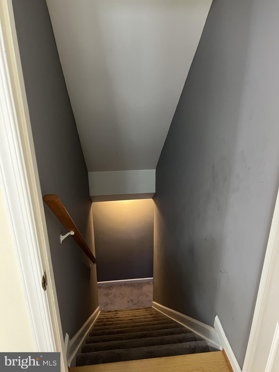 Real estate listing preview #24