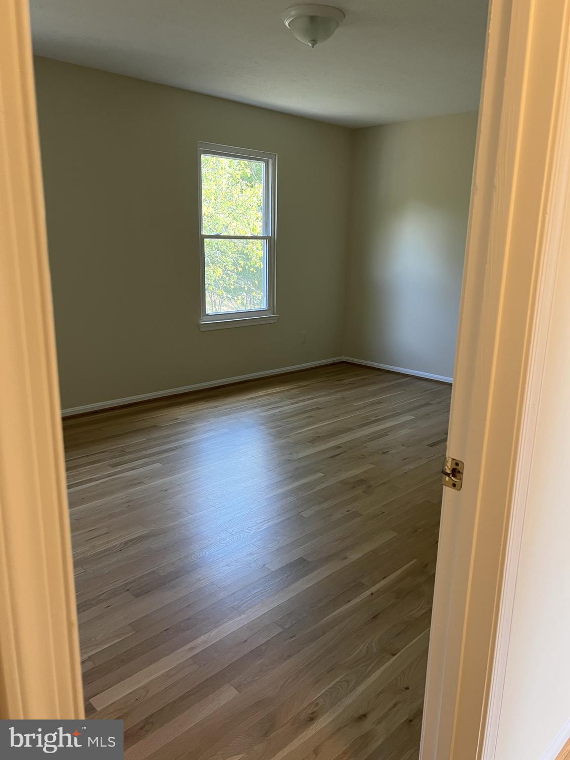 Real estate listing preview #32