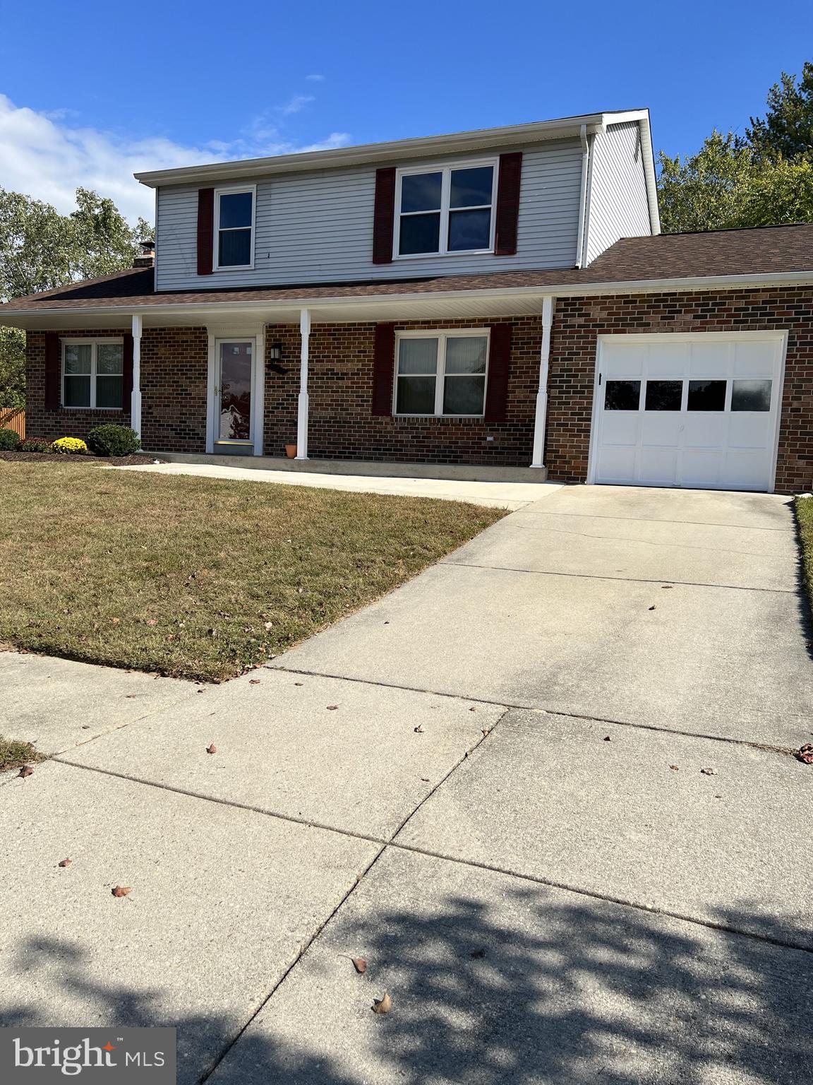 Real estate listing preview #2