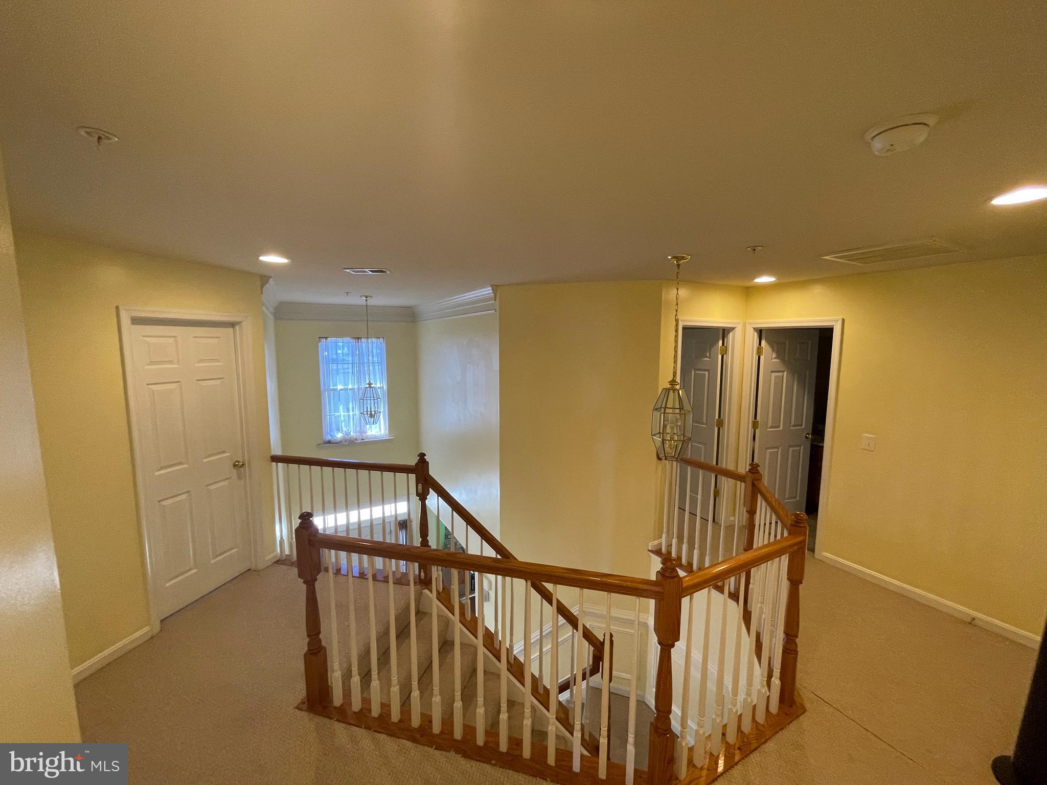 Real estate listing preview #9