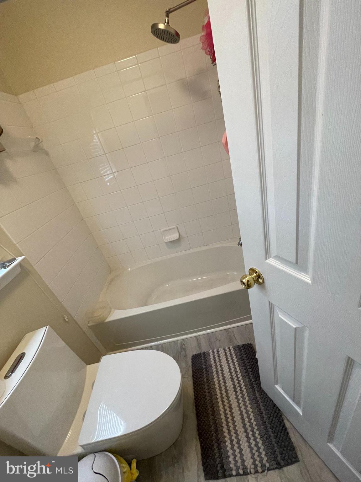 Real estate listing preview #13