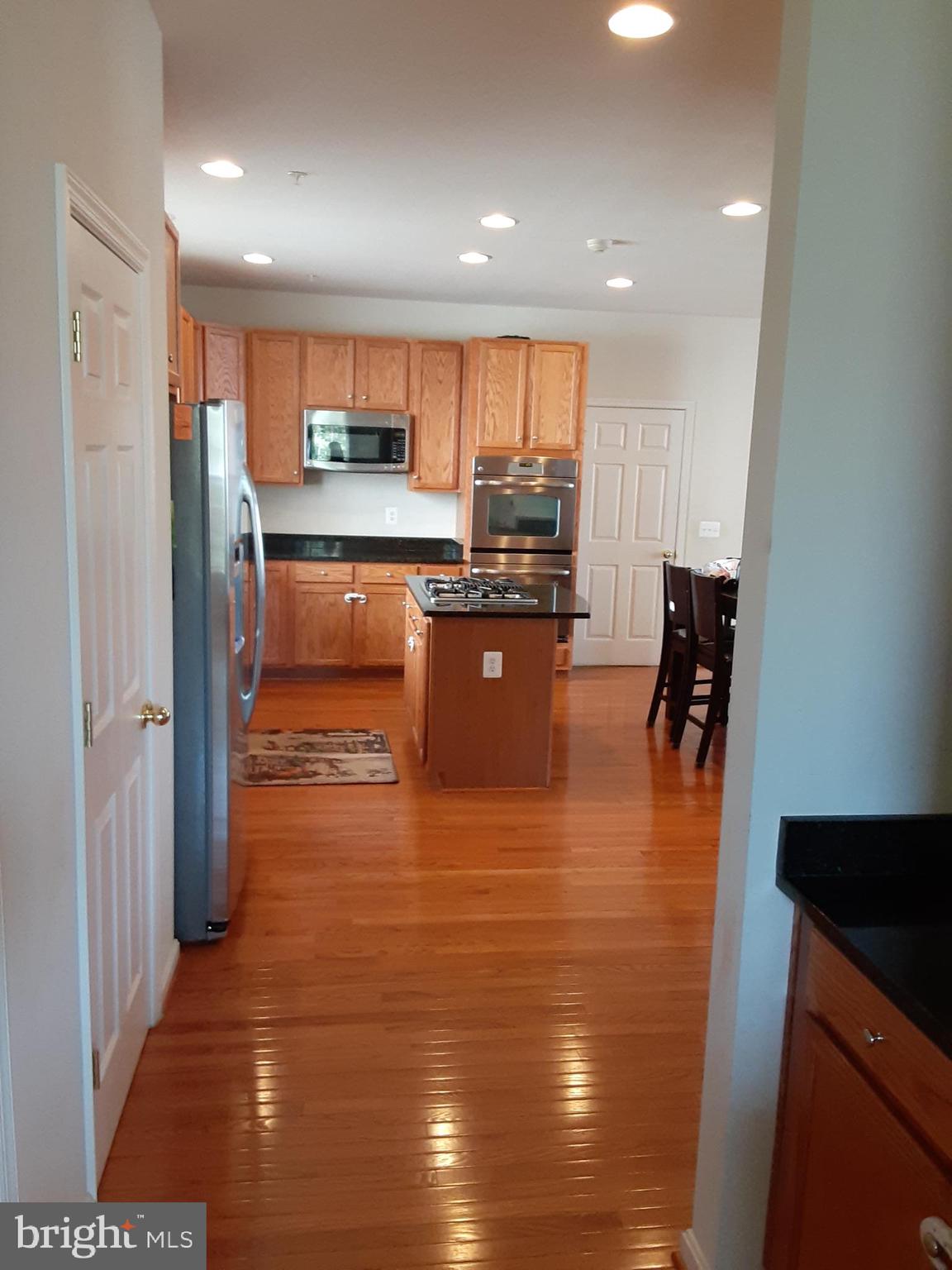 Real estate listing preview #25