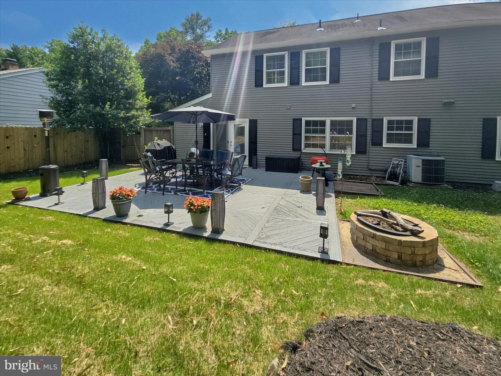 Real estate listing preview #6