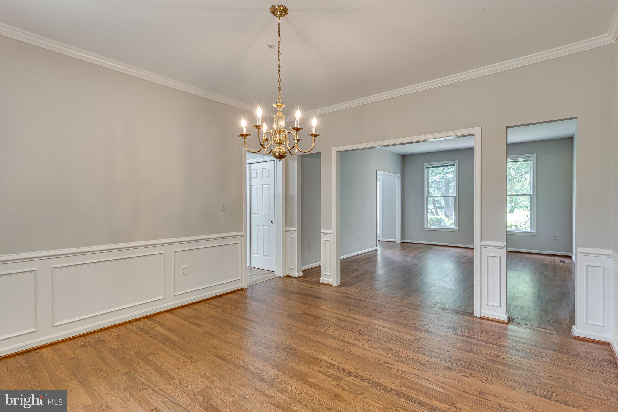 Real estate listing preview #16