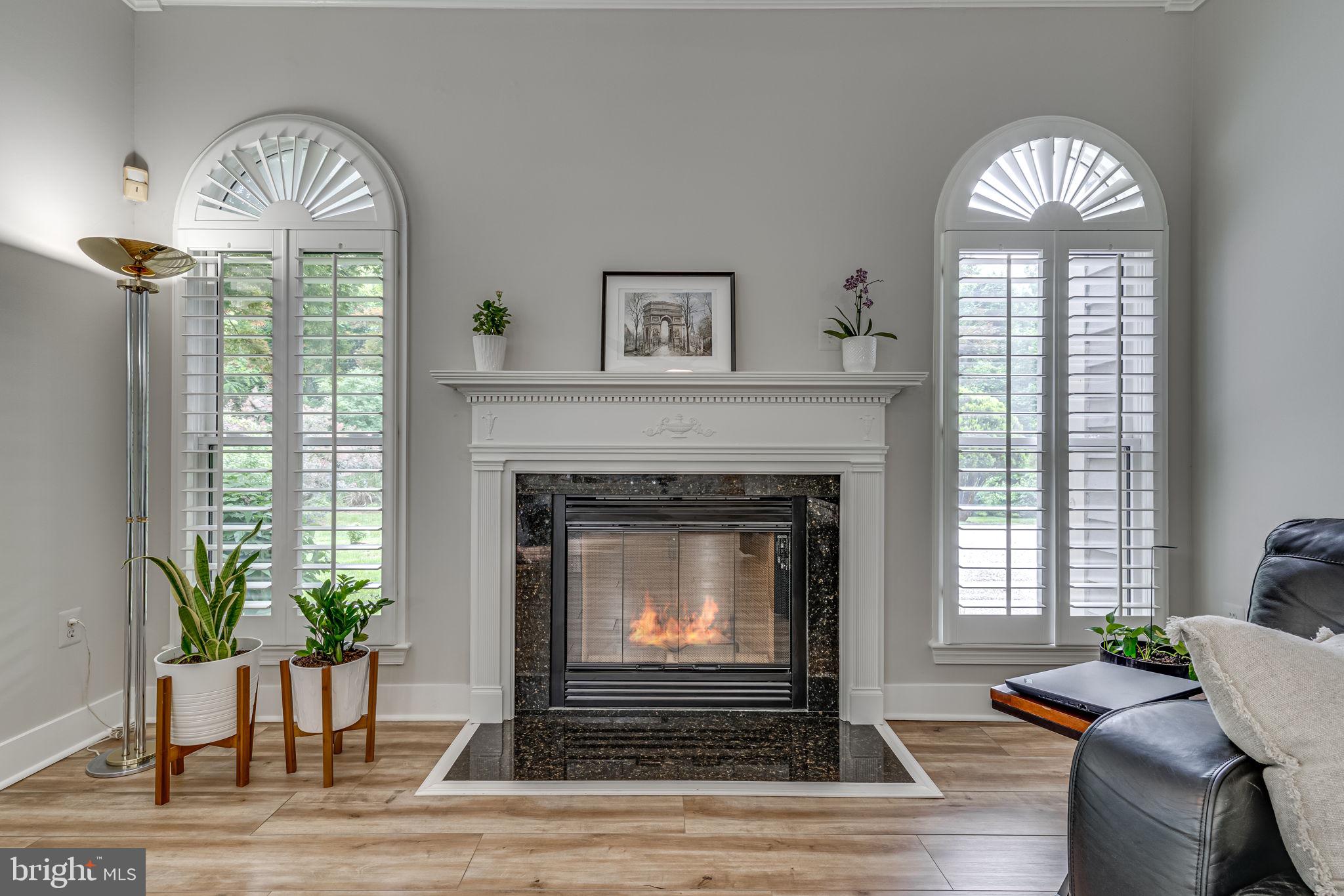 Real estate listing preview #14