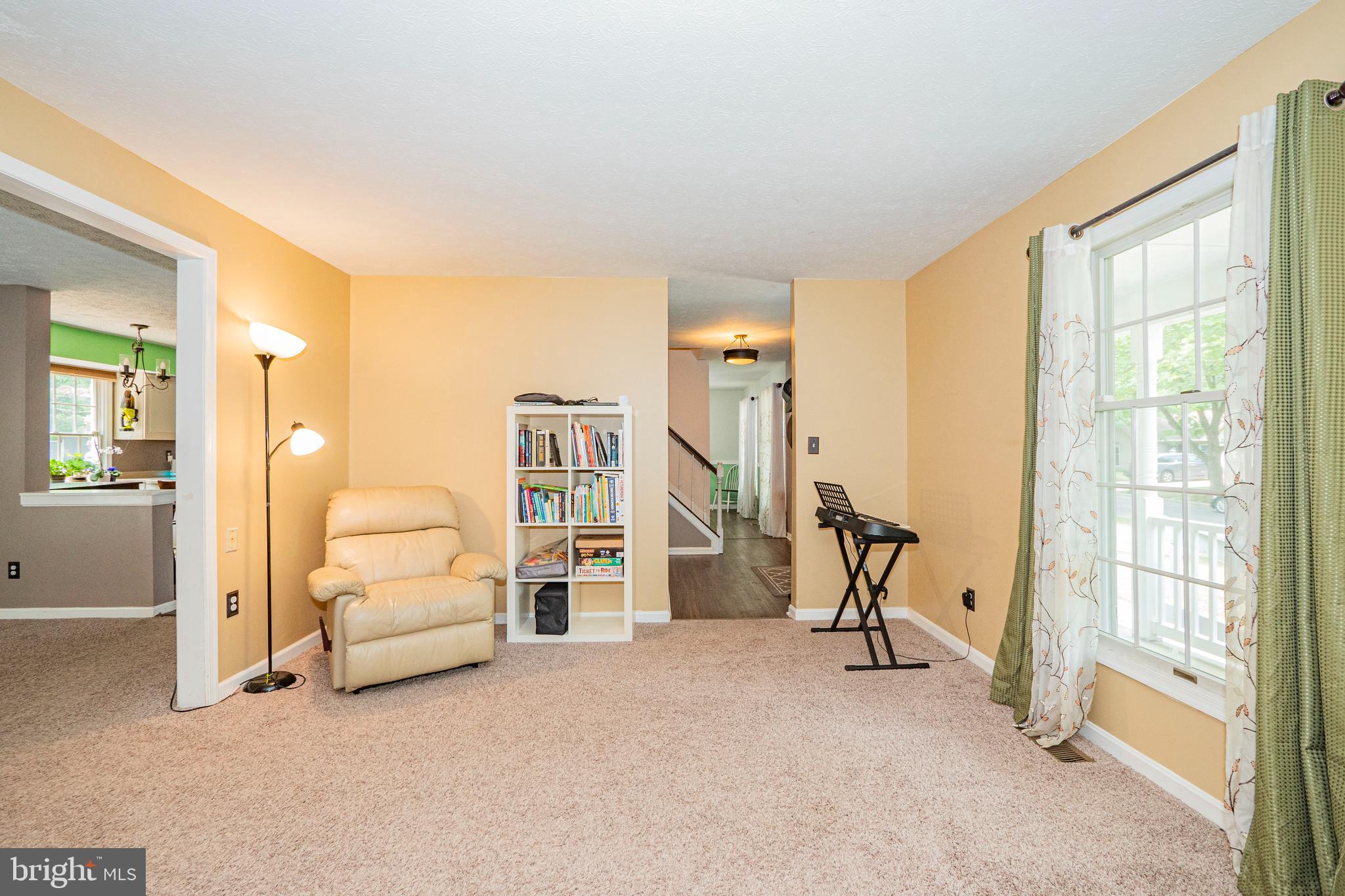 Real estate listing preview #8