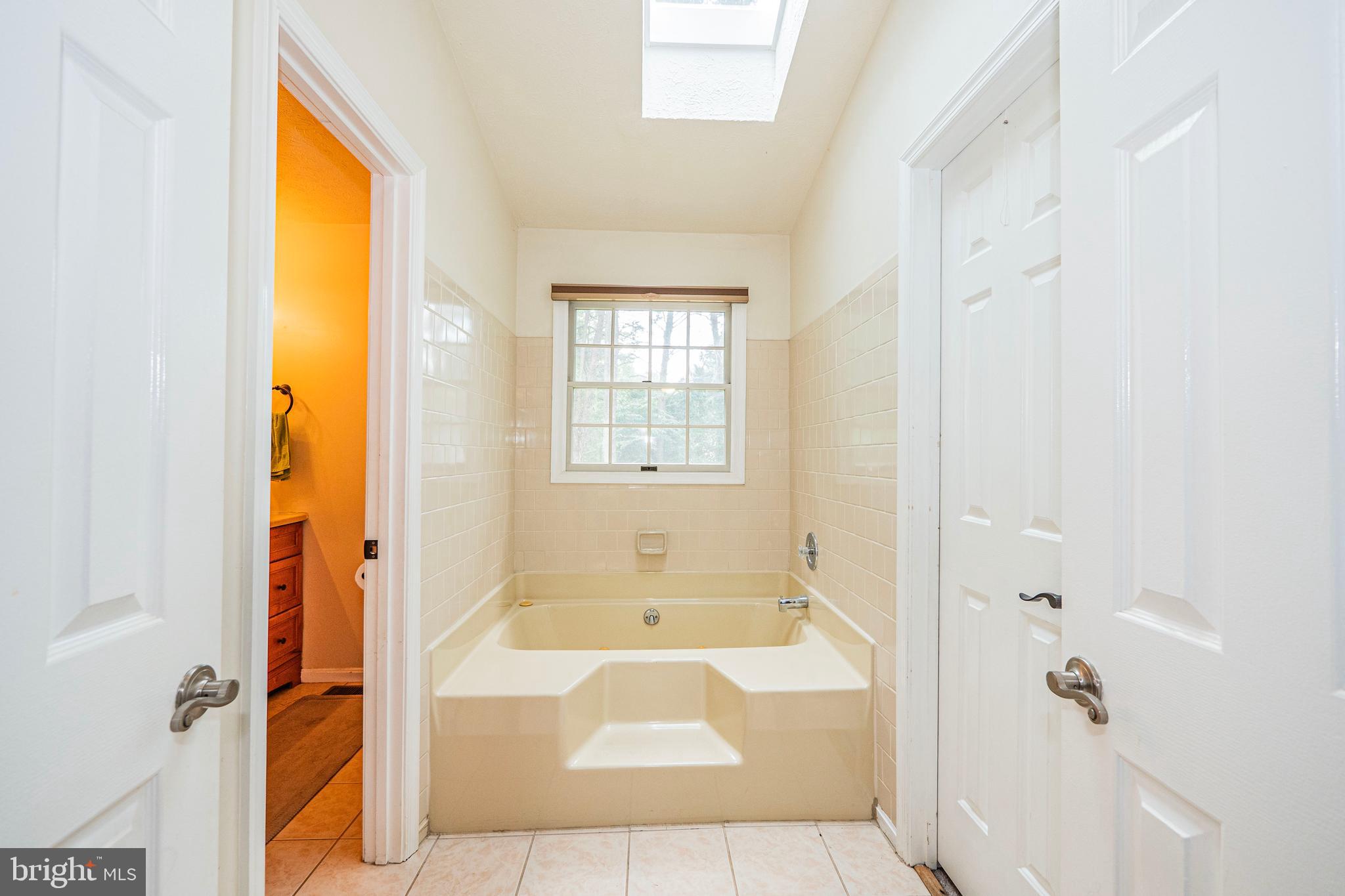 Real estate listing preview #24