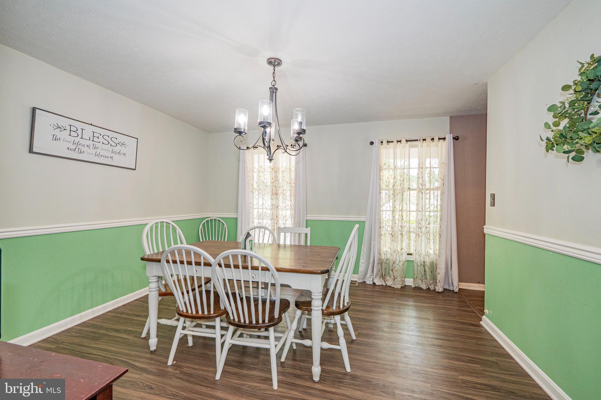 Real estate listing preview #19