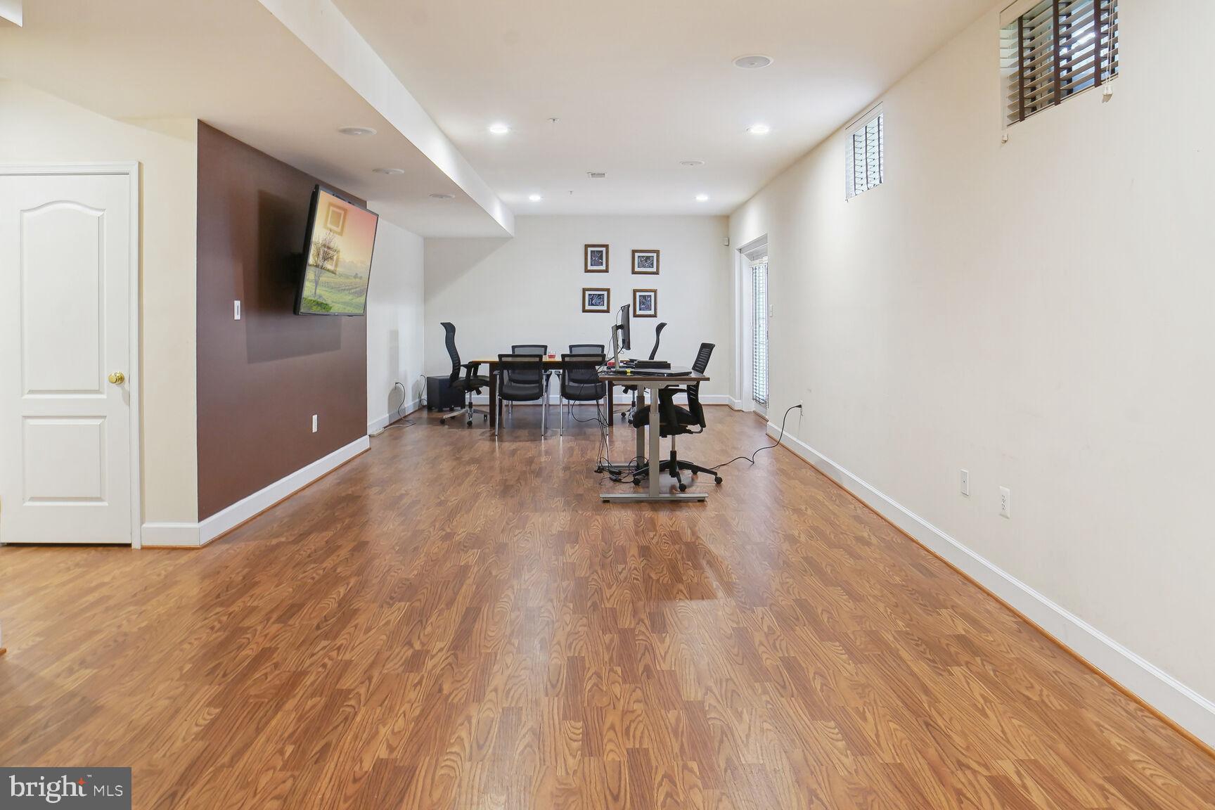 Real estate listing preview #30