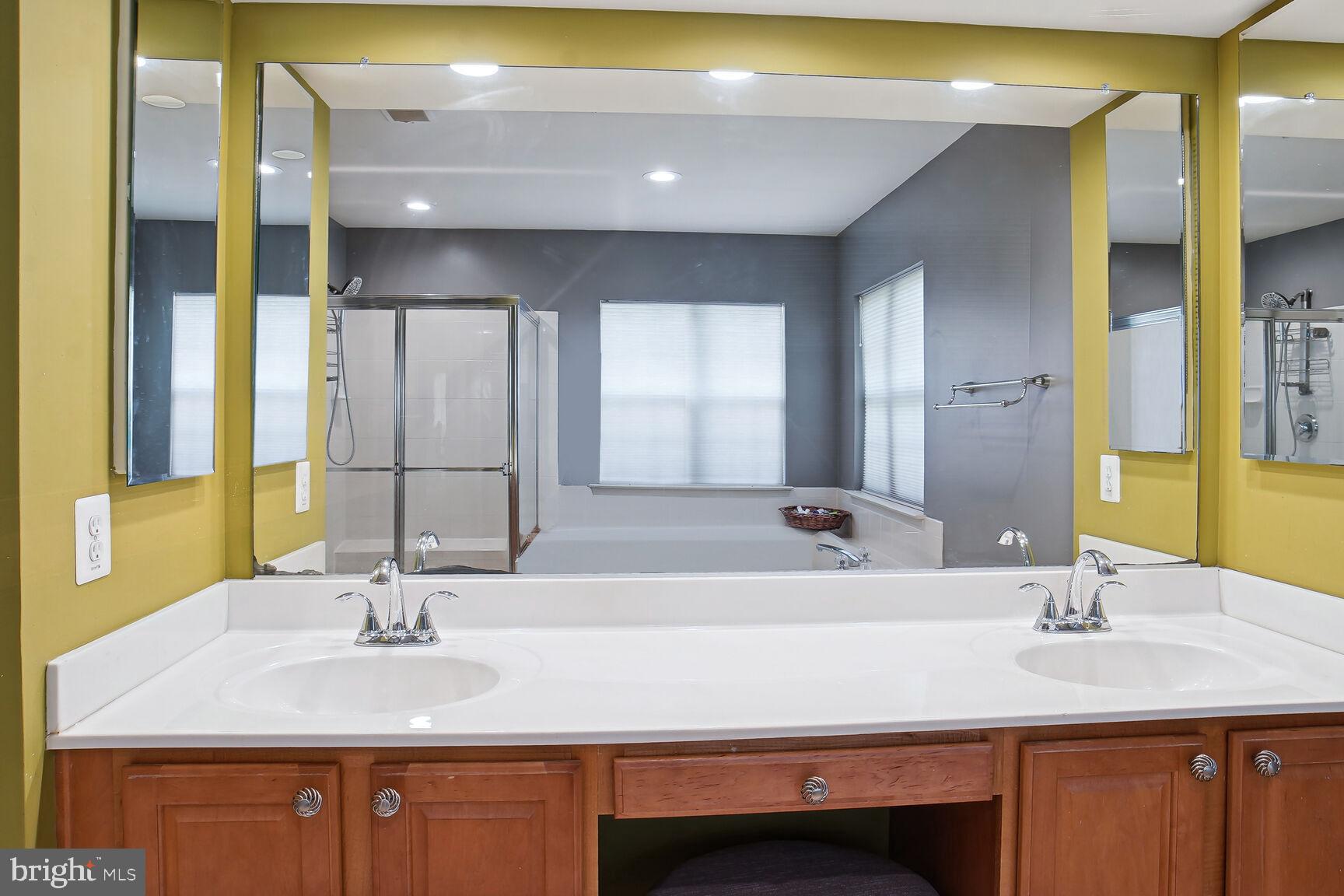 Real estate listing preview #22