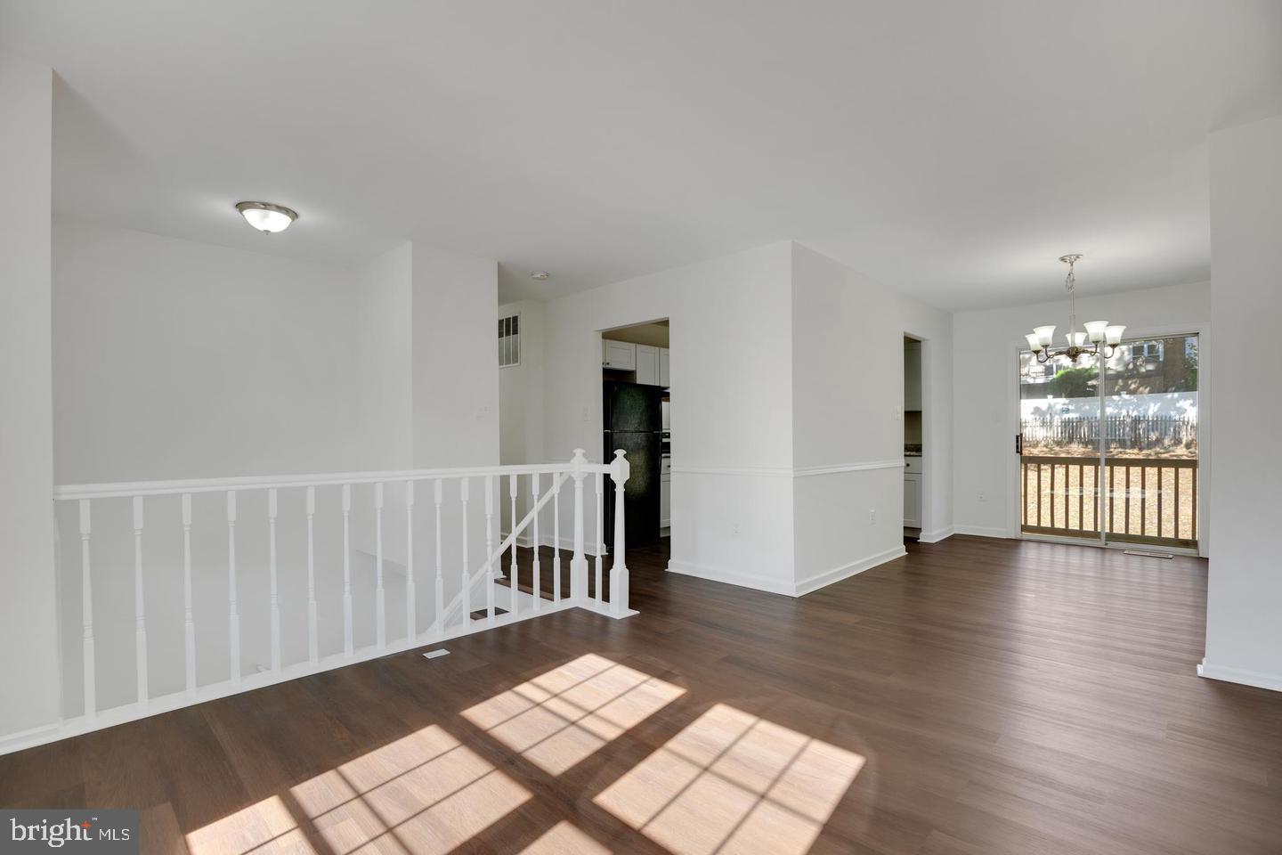 Real estate listing preview #2