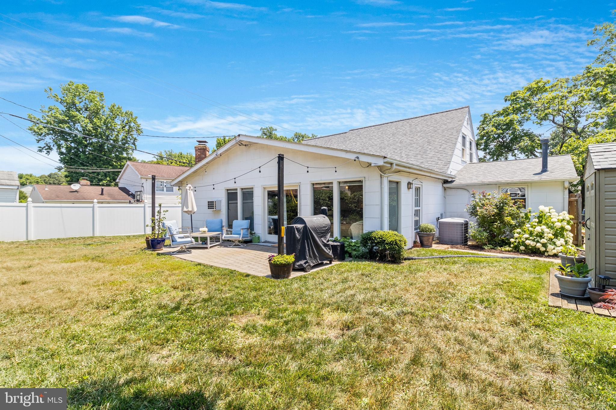 Real estate listing preview #3