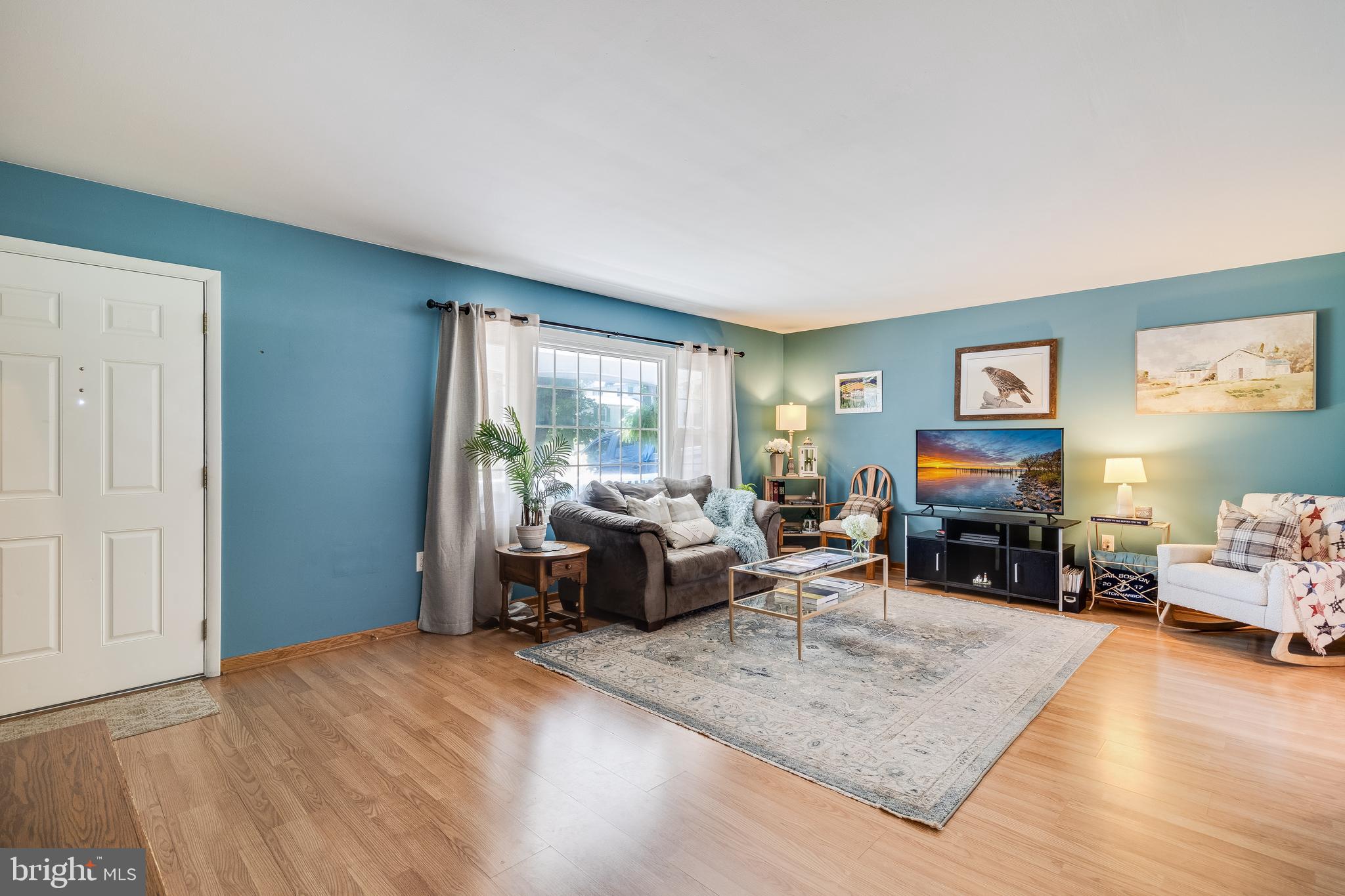 Real estate listing preview #14