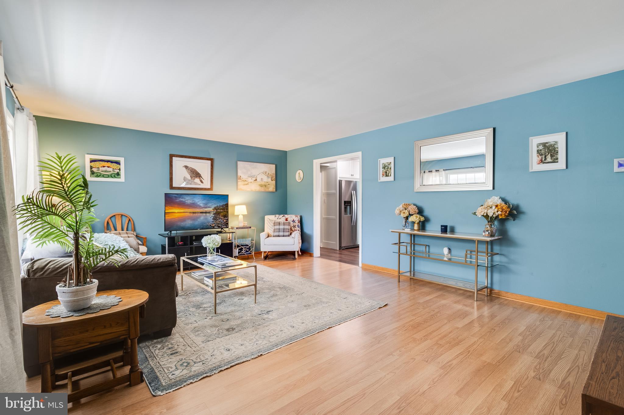 Real estate listing preview #12