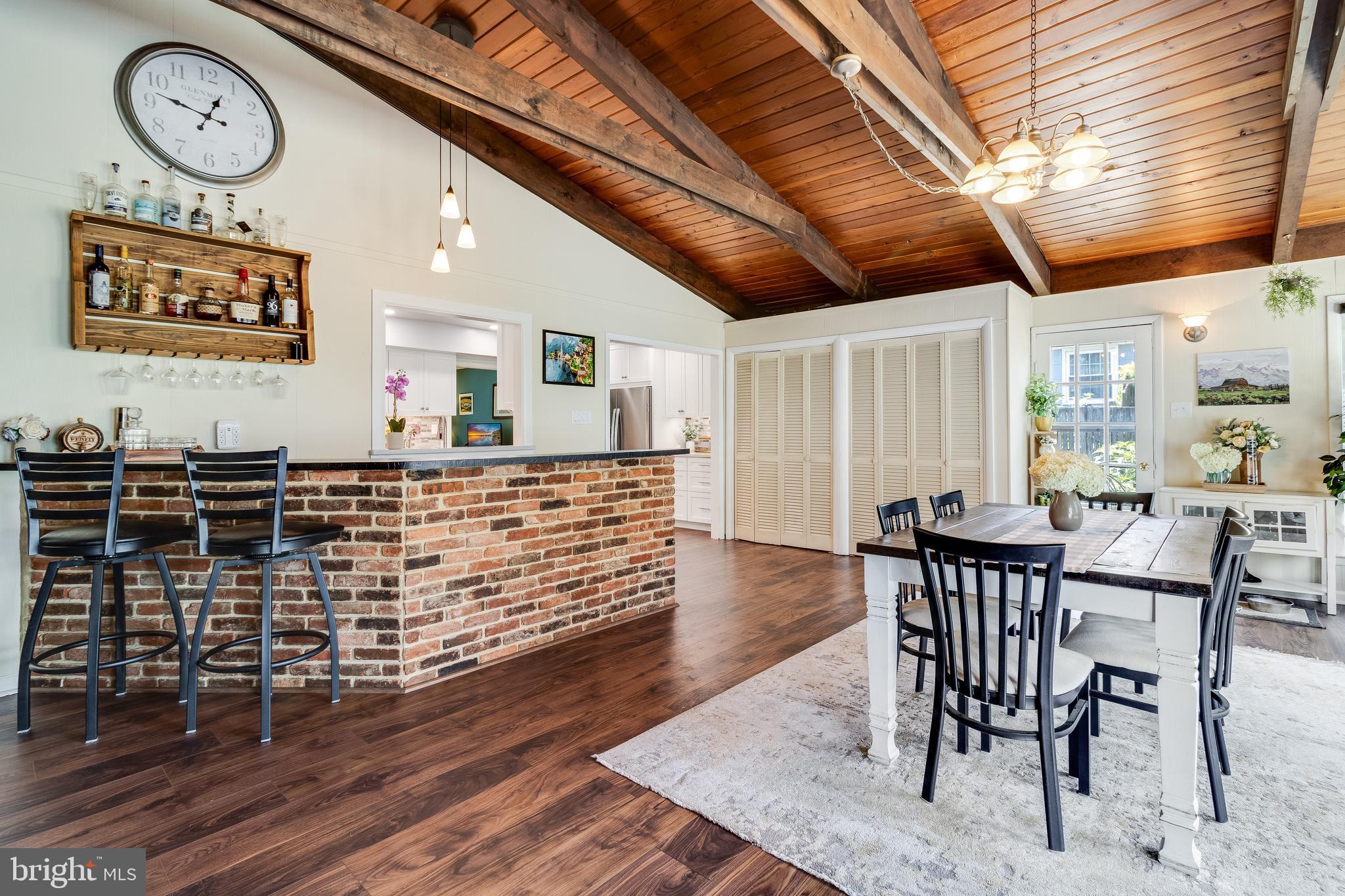 Real estate listing preview #11