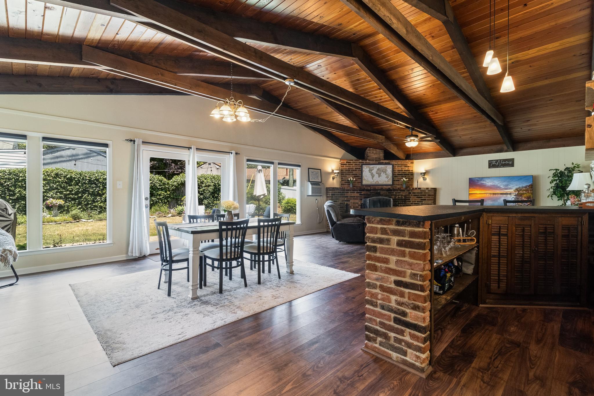 Real estate listing preview #9