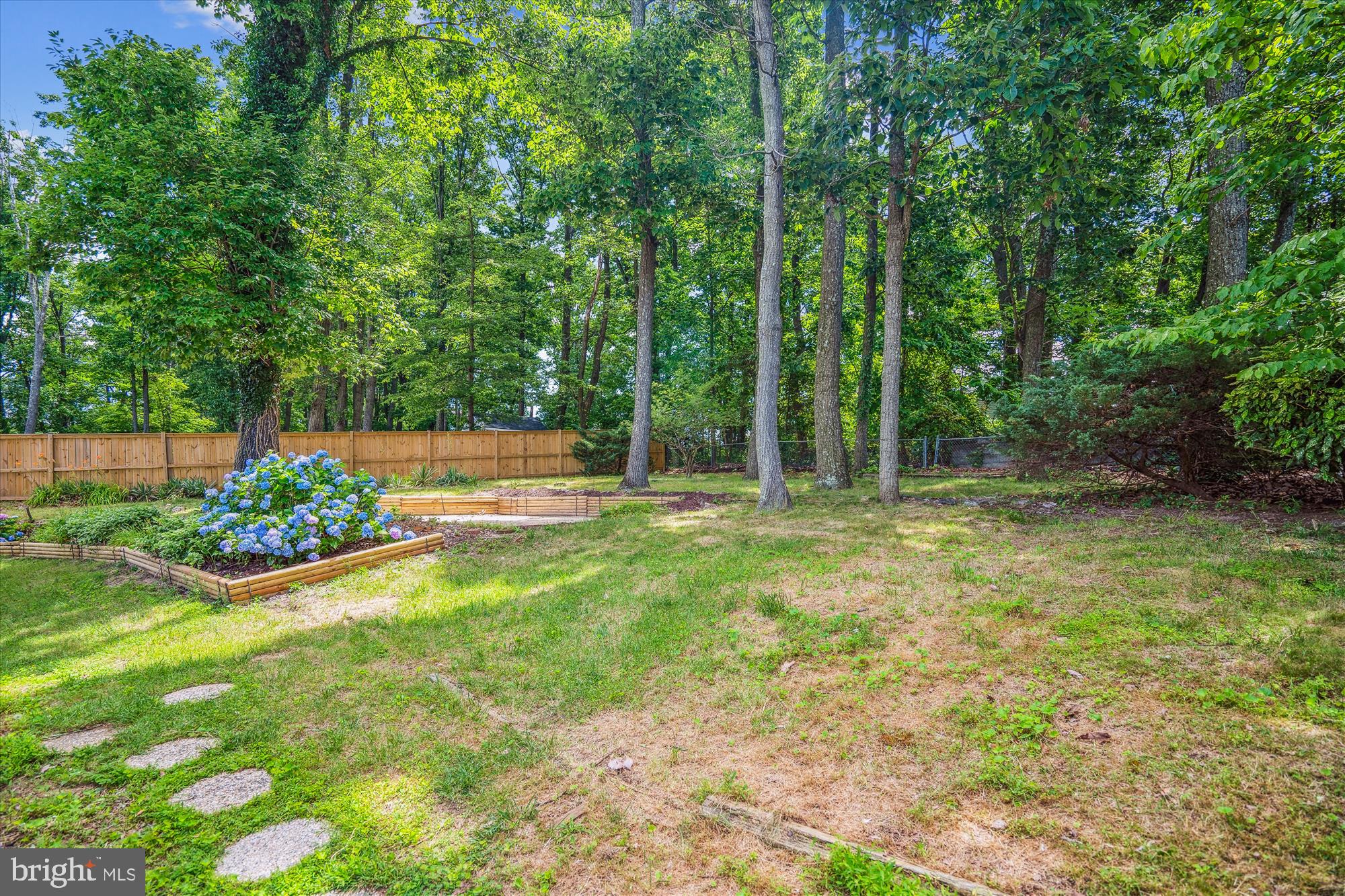 Real estate listing preview #4