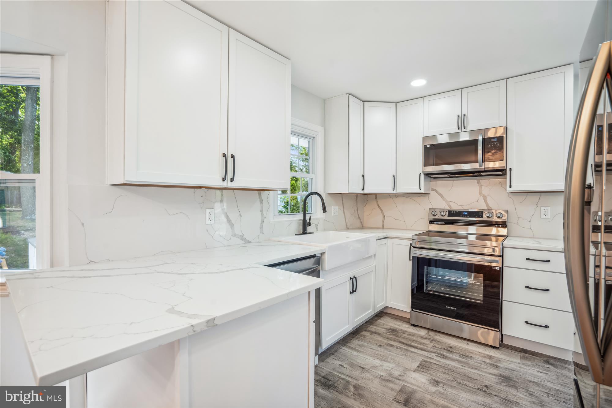 Real estate listing preview #17