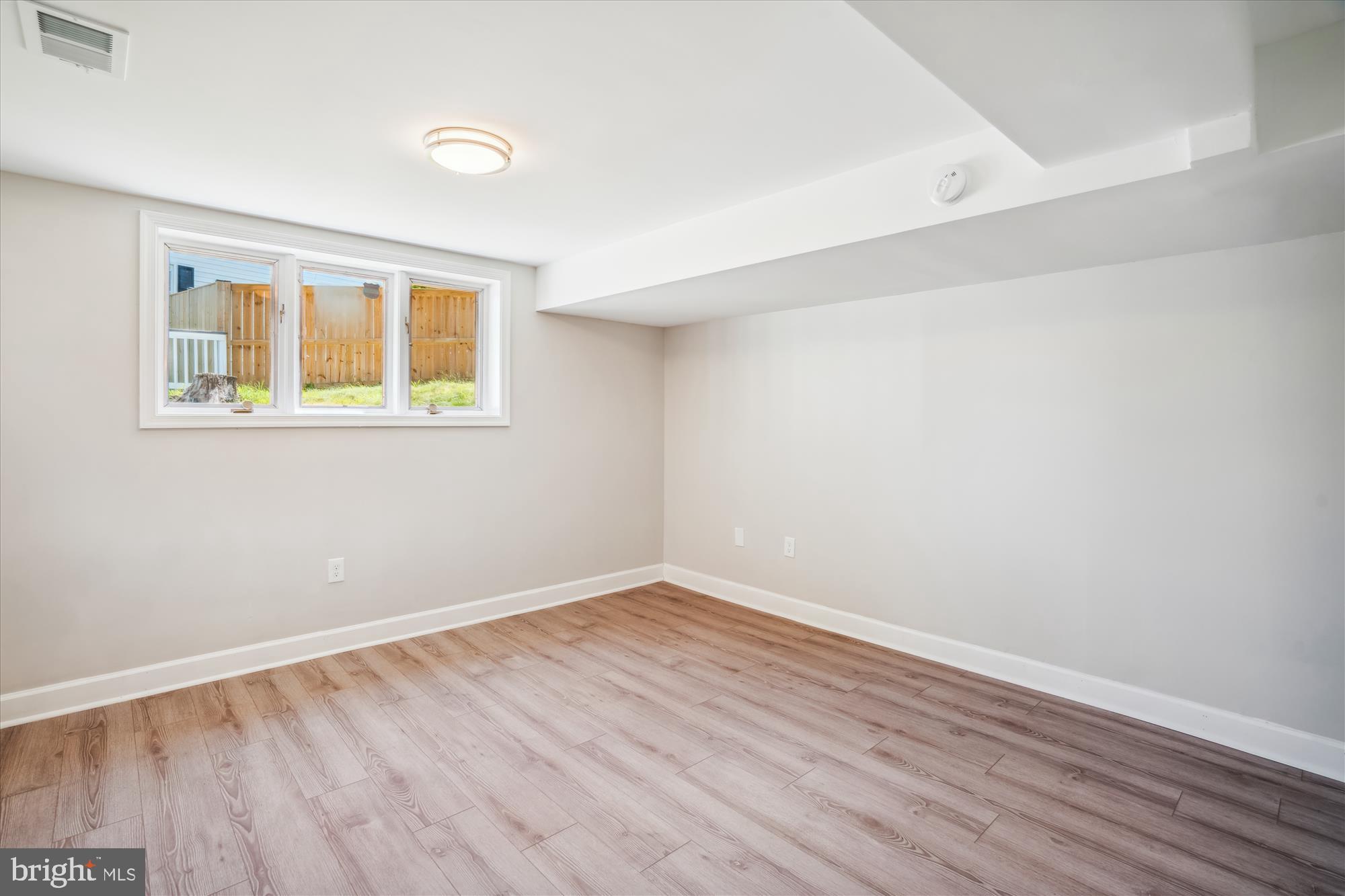 Real estate listing preview #42