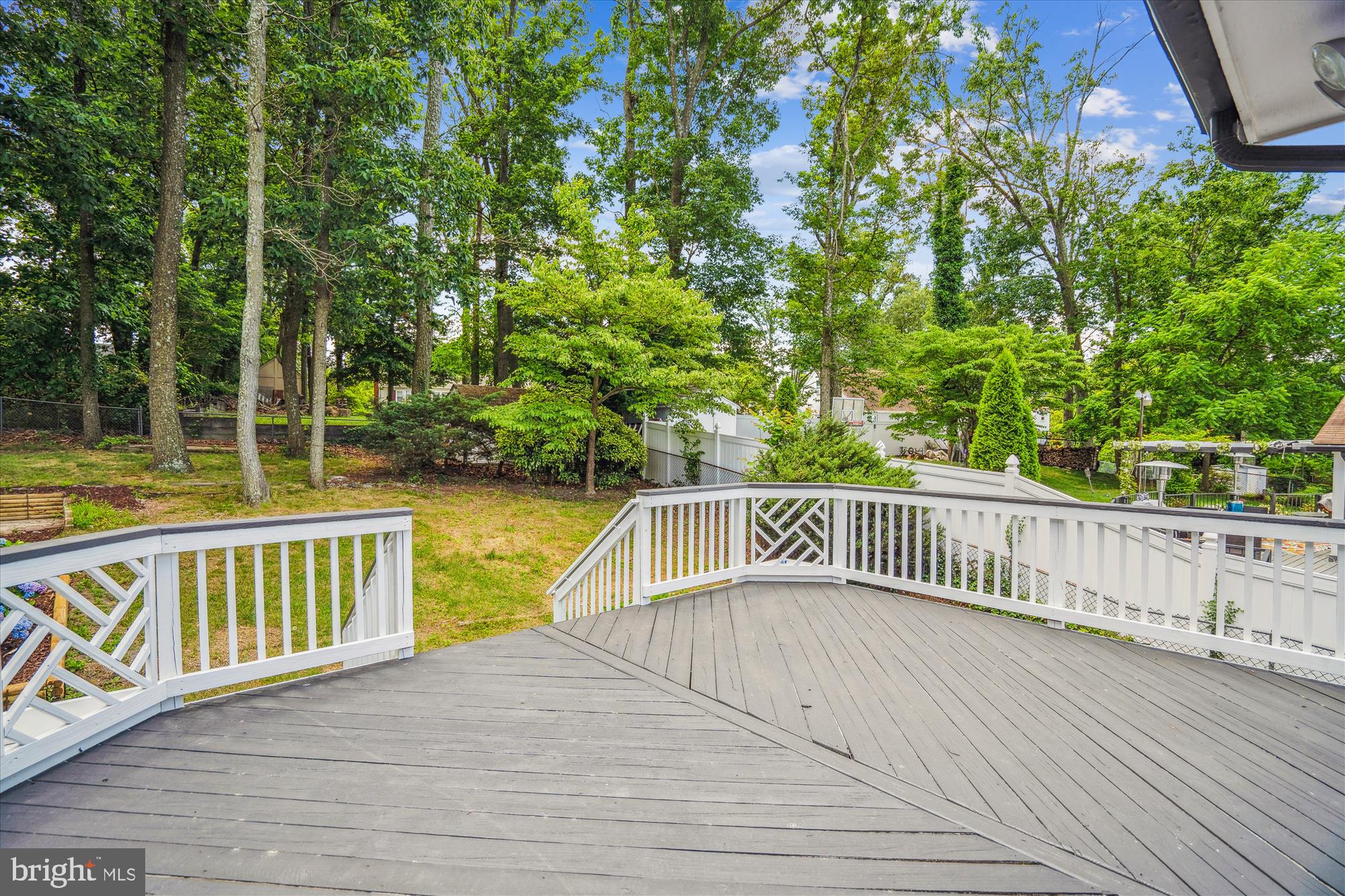 Real estate listing preview #22