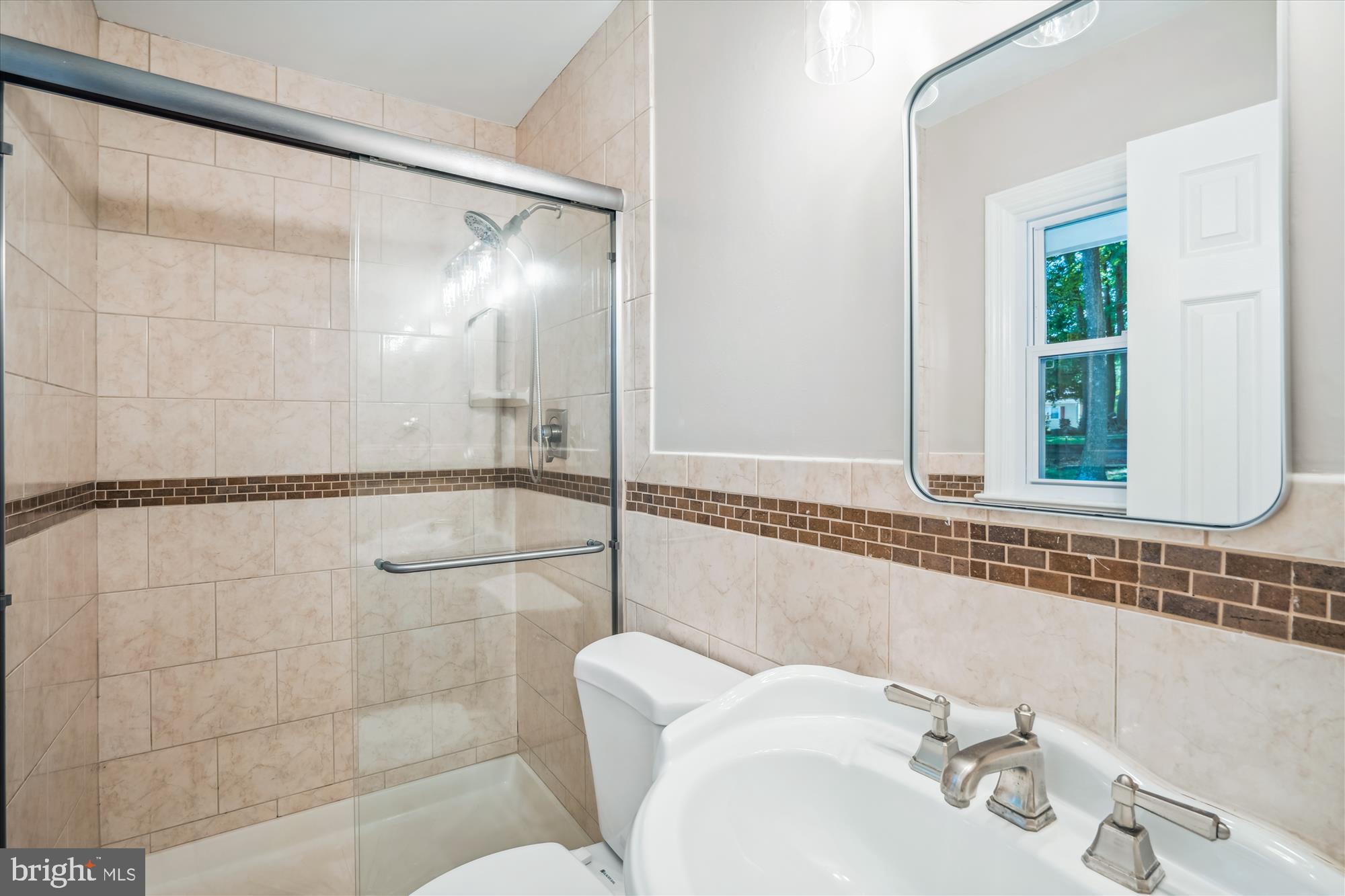 Real estate listing preview #35