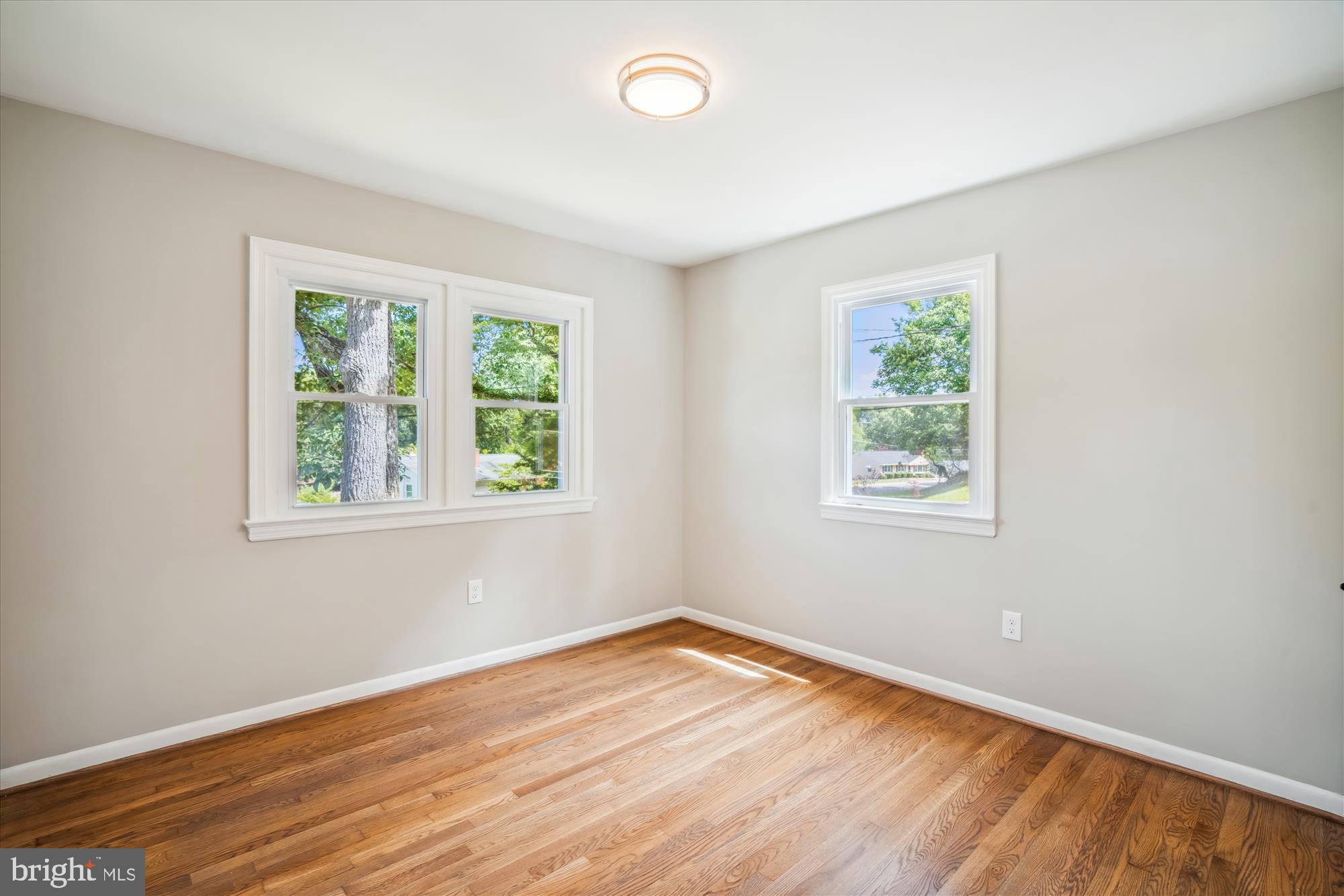 Real estate listing preview #26