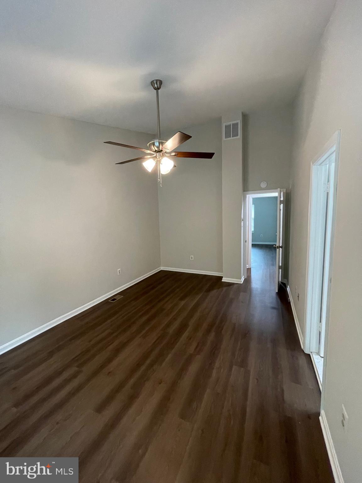Real estate listing preview #30